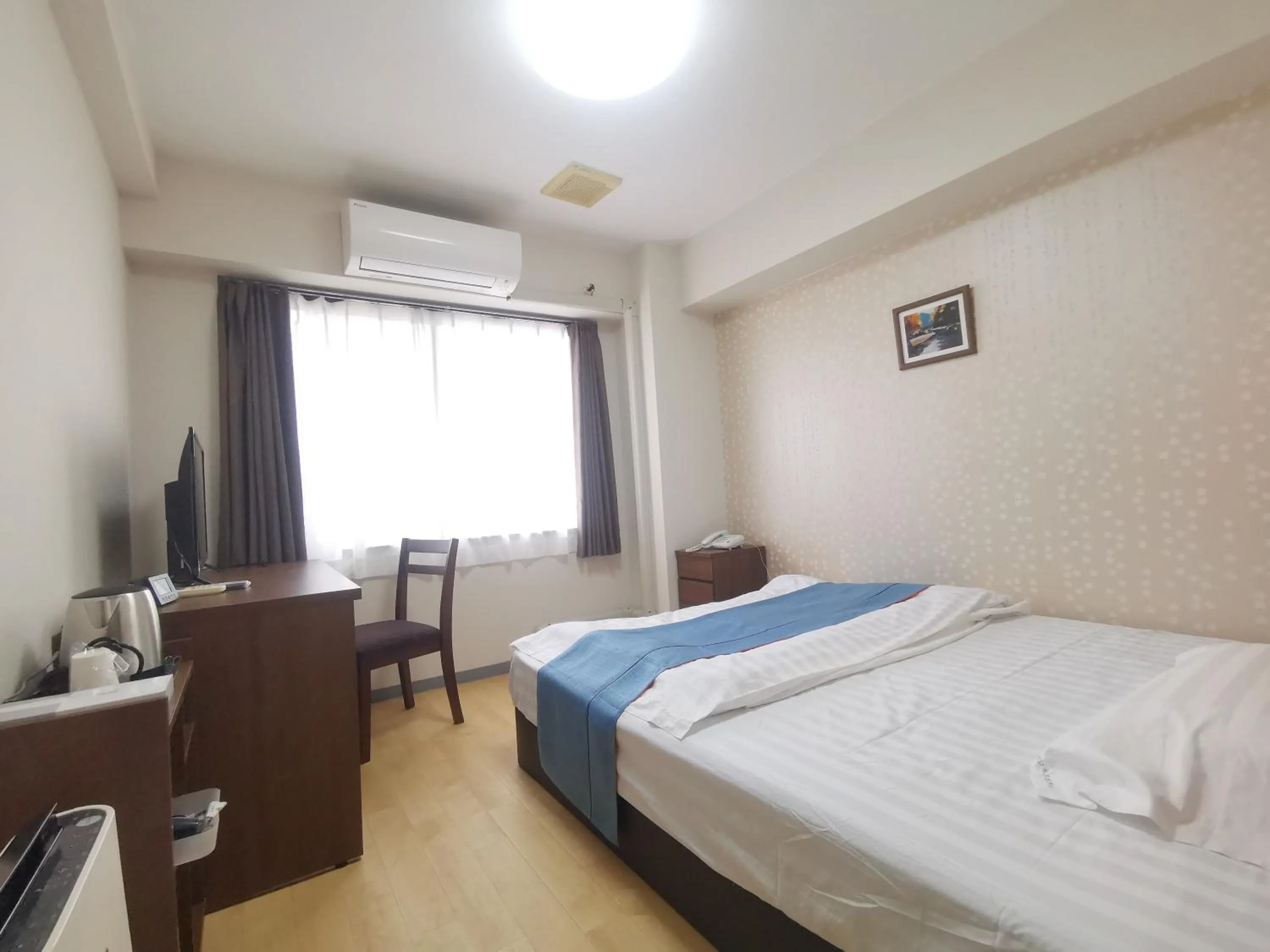 Bed in Business Hotel Azuma