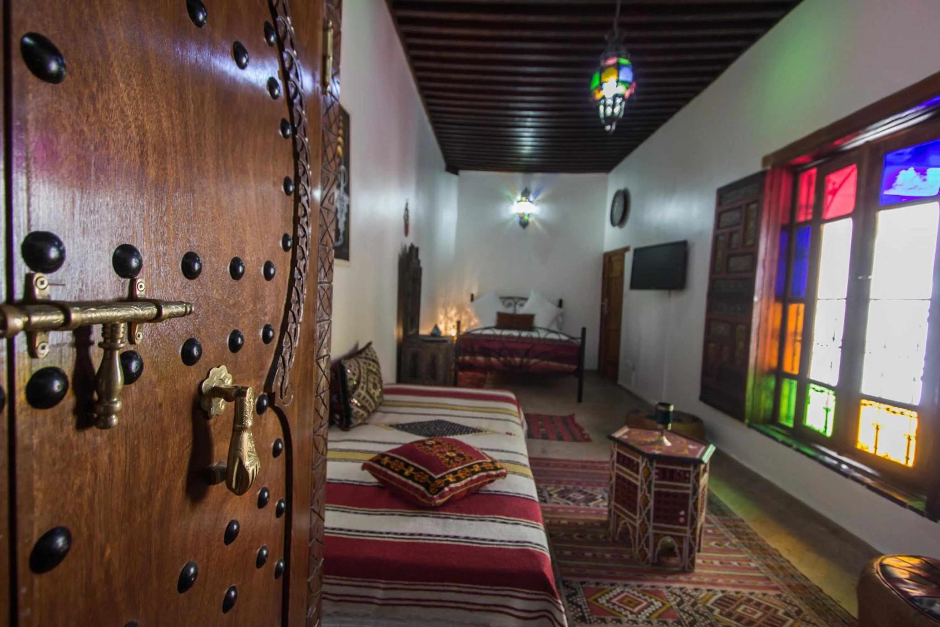 Photo of the whole room, Bed in Riad Sanaa Rose