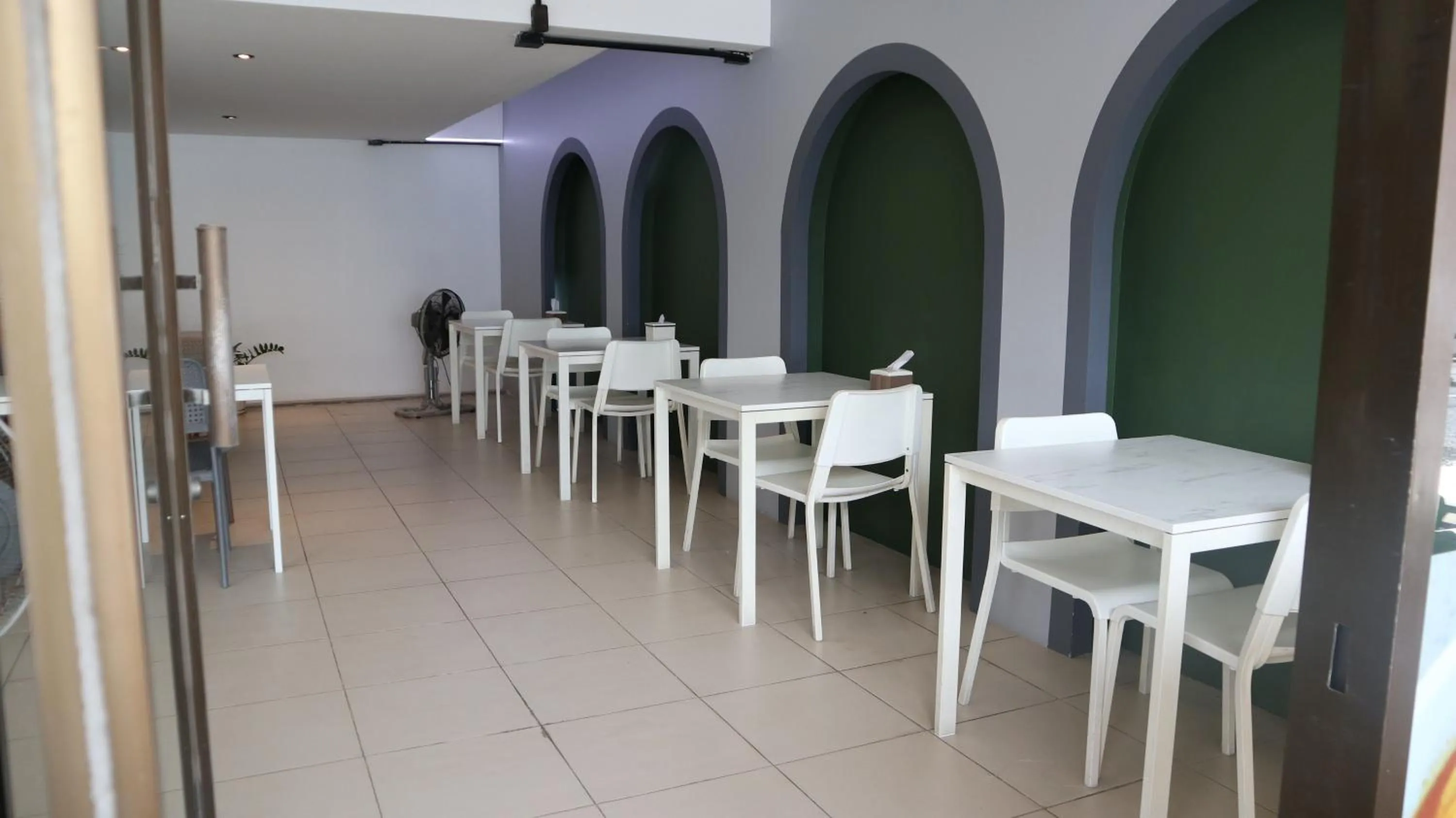 Communal lounge/ TV room in Patong Triple P