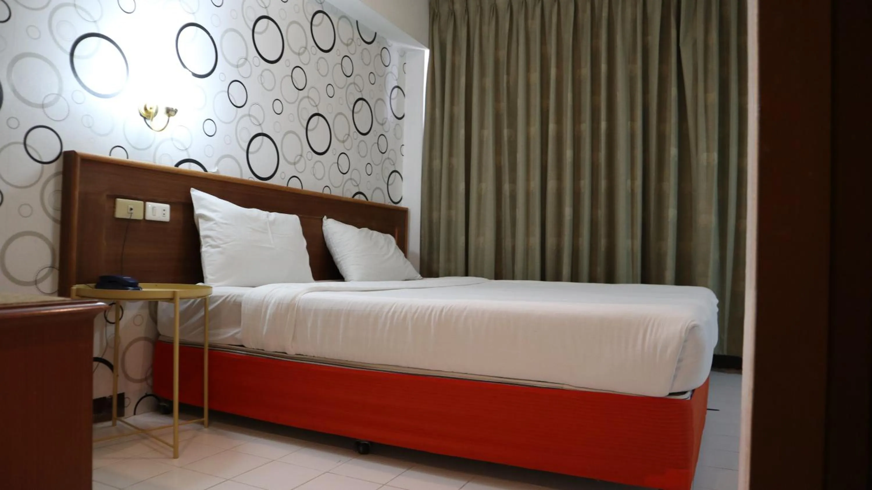 Bedroom, Bed in Patong Triple P