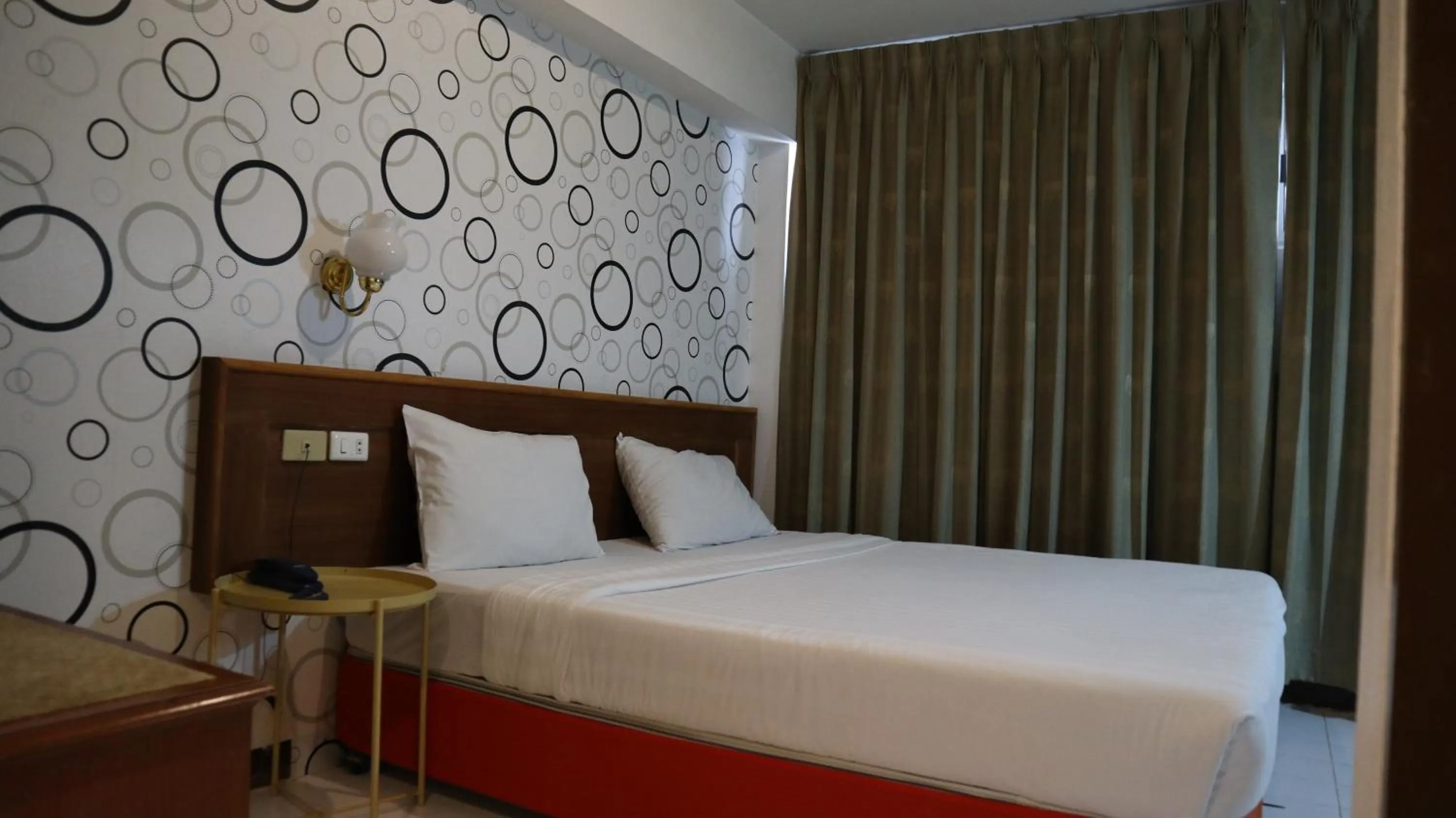 Bed in Patong Triple P