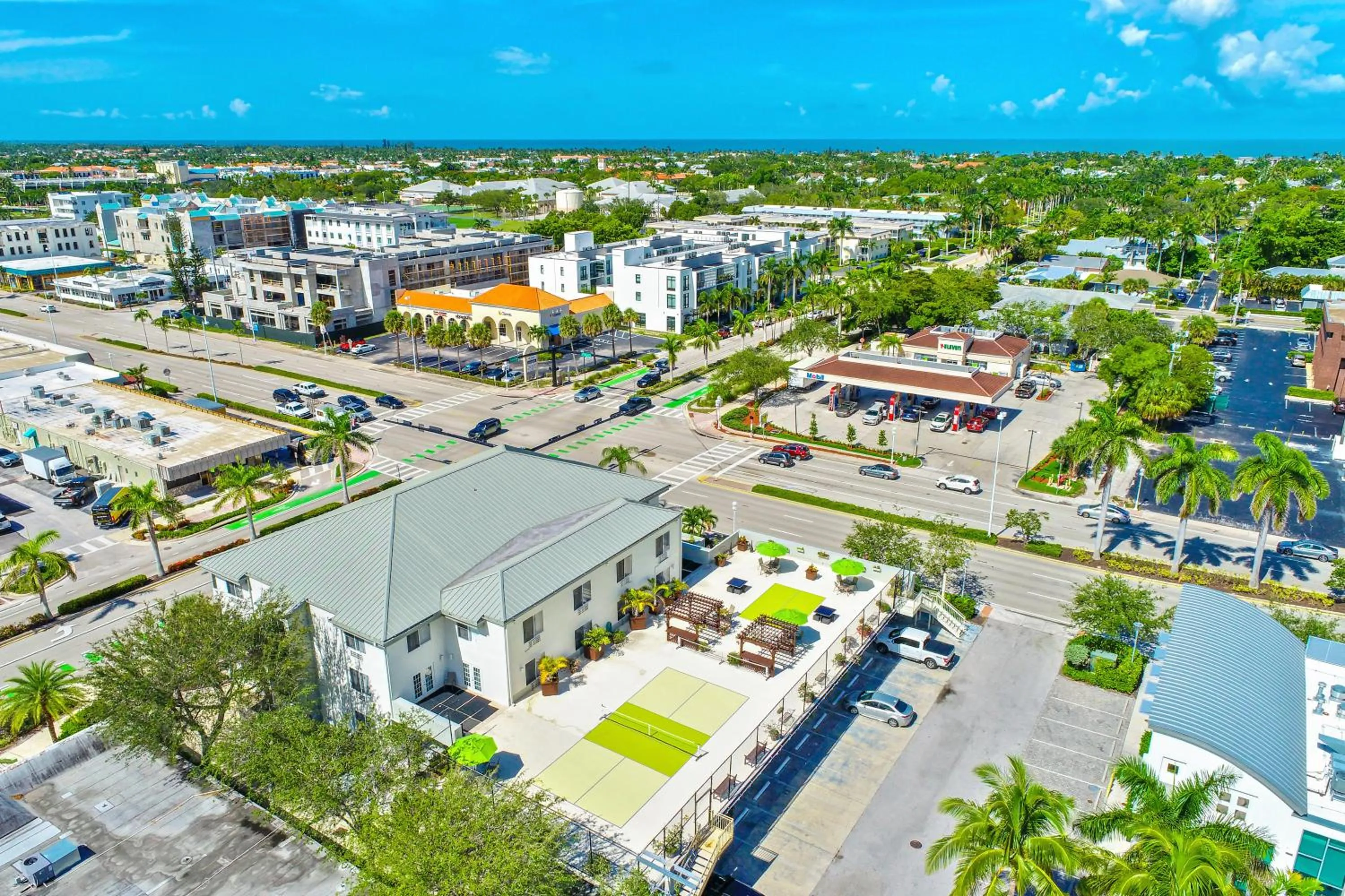 Bird's eye view in Naples Park Central Hotel