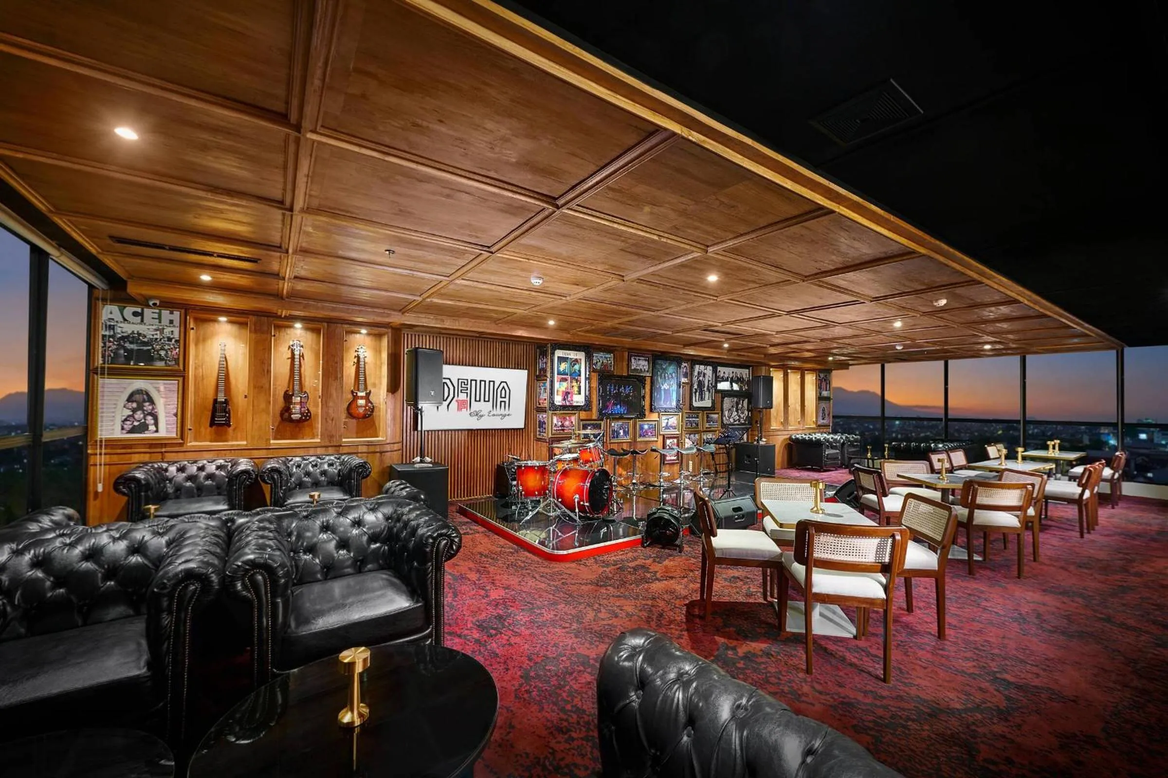 Communal lounge/ TV room in The Alana Hotel Malang