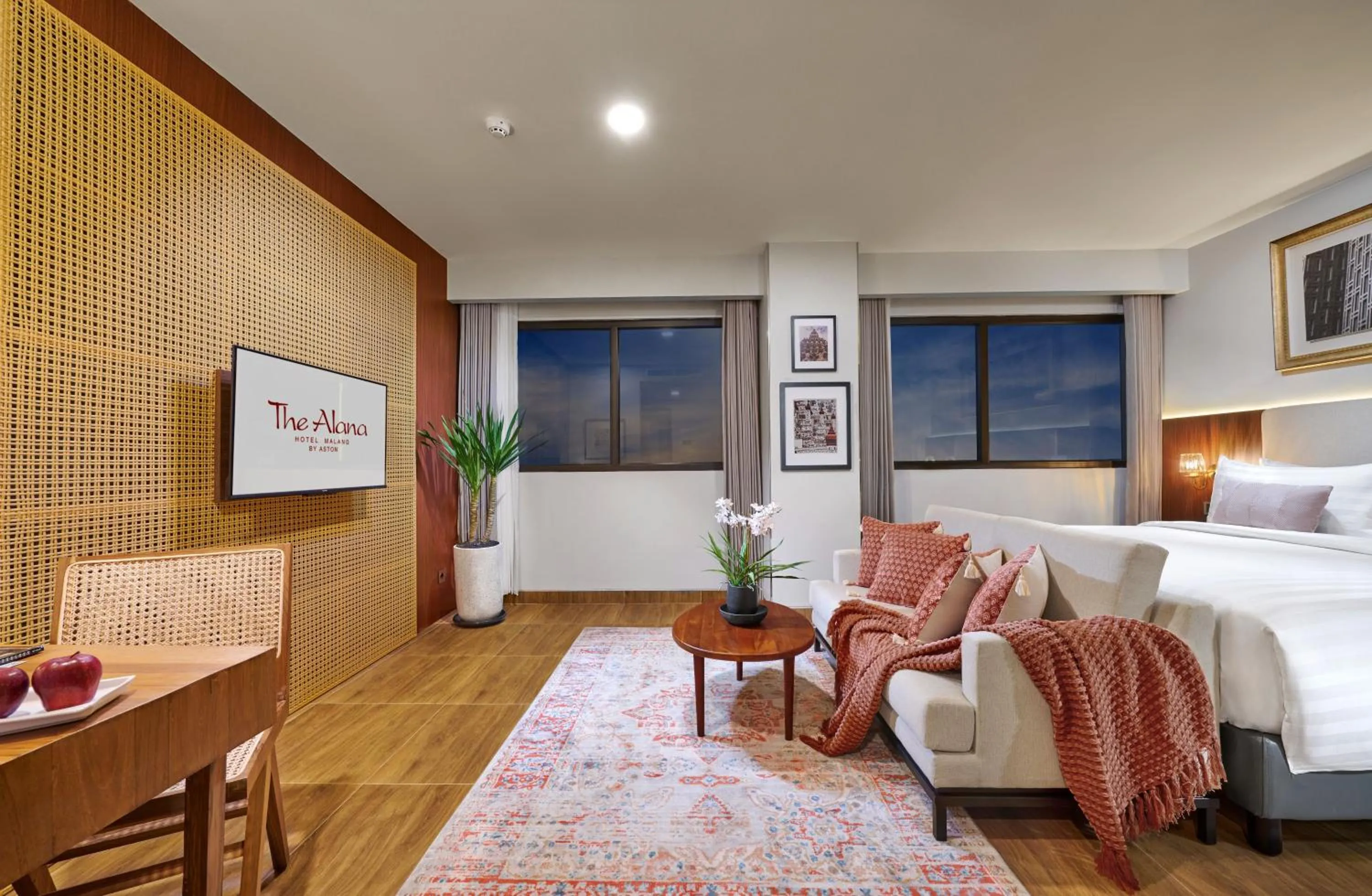 Bedroom, Bed in The Alana Hotel Malang