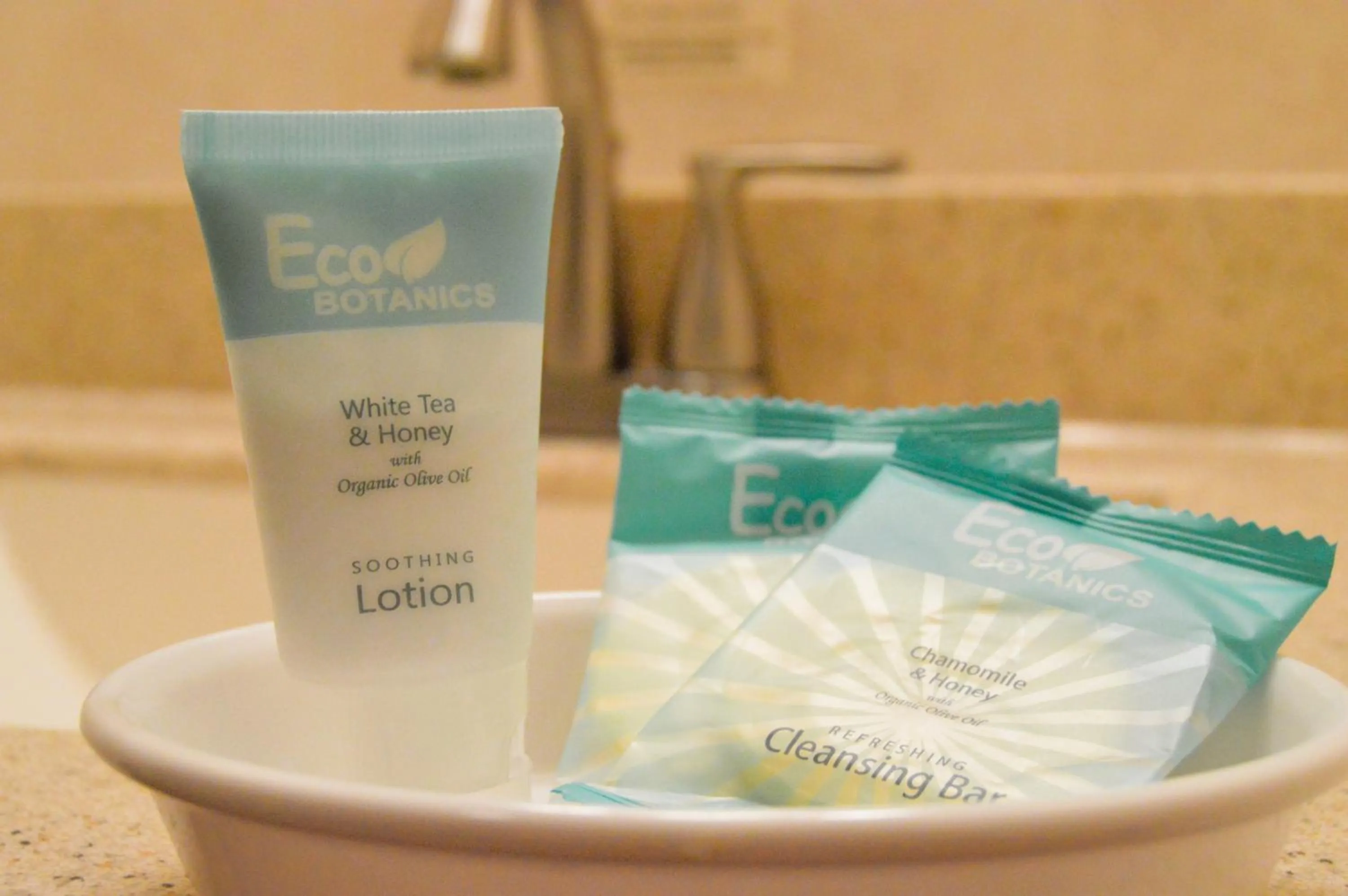 Bathroom in Woodfield Manor - A Sundance Vacations Property