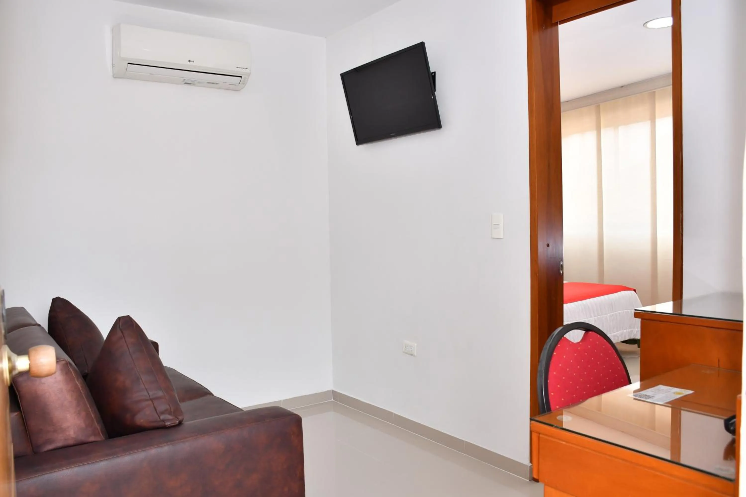 TV and multimedia in Hotel B`Quin Plaza Cúcuta