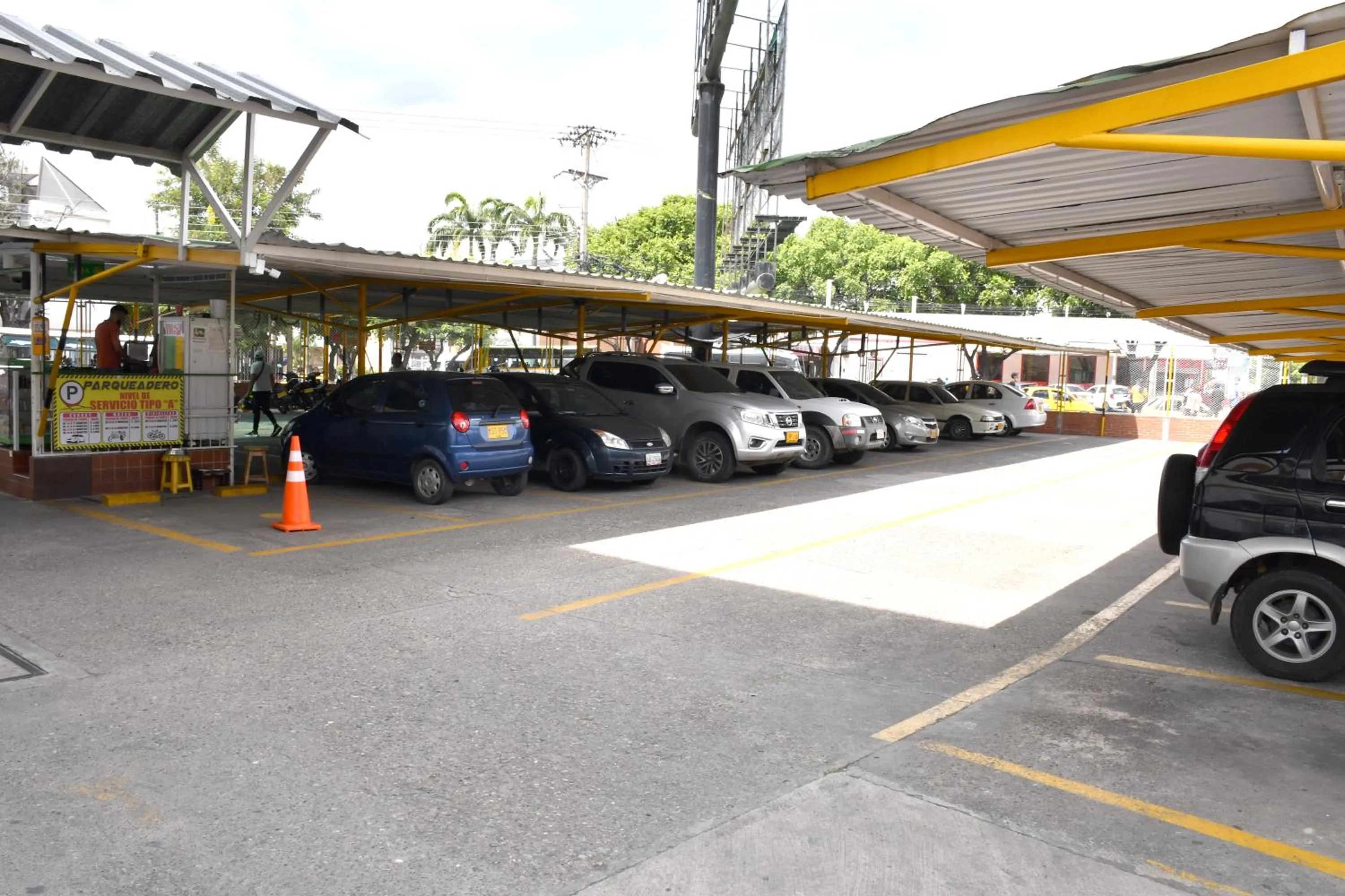 Parking in Hotel B`Quin Plaza Cúcuta