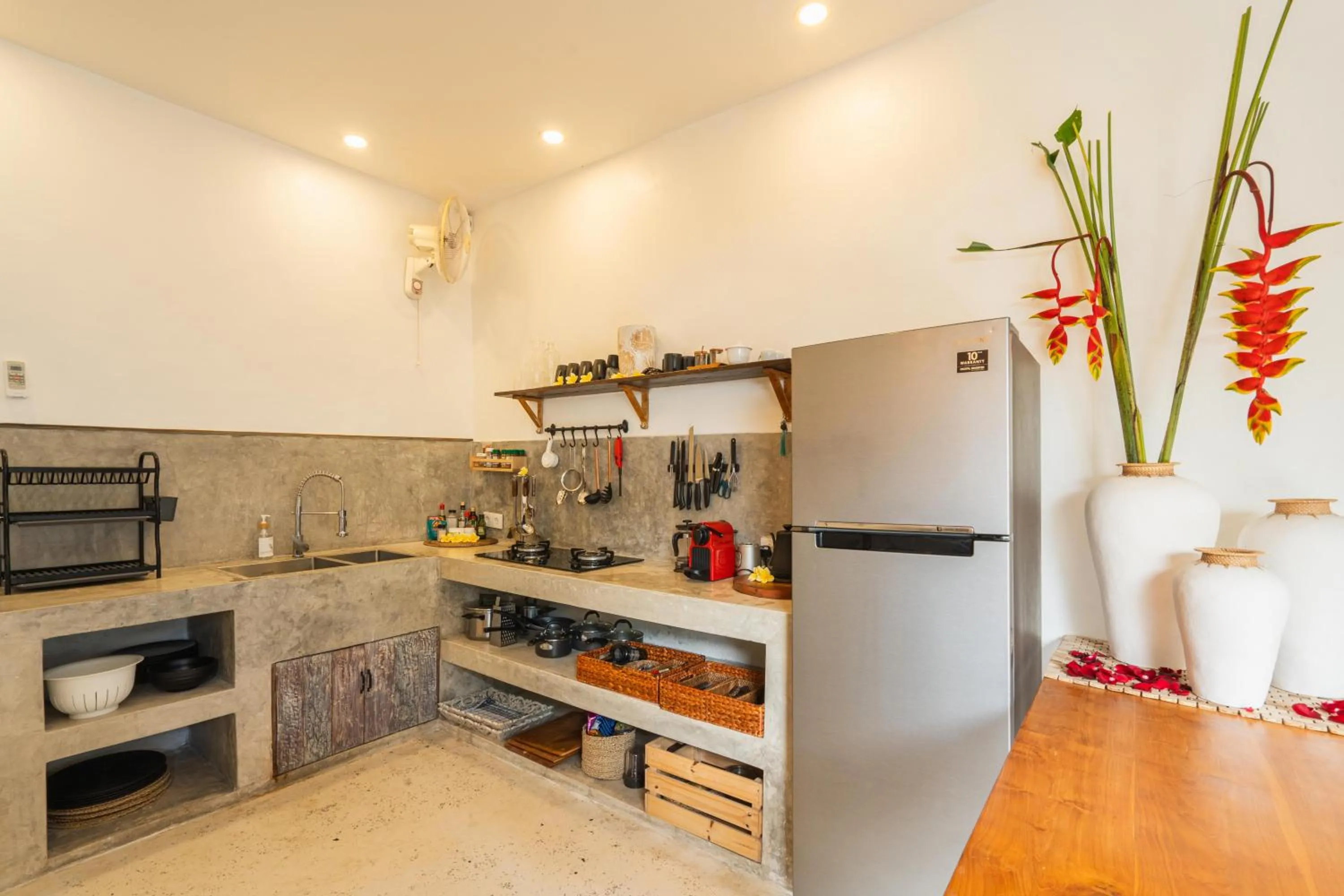 Kitchen or kitchenette in Villa Siva by Exotiq