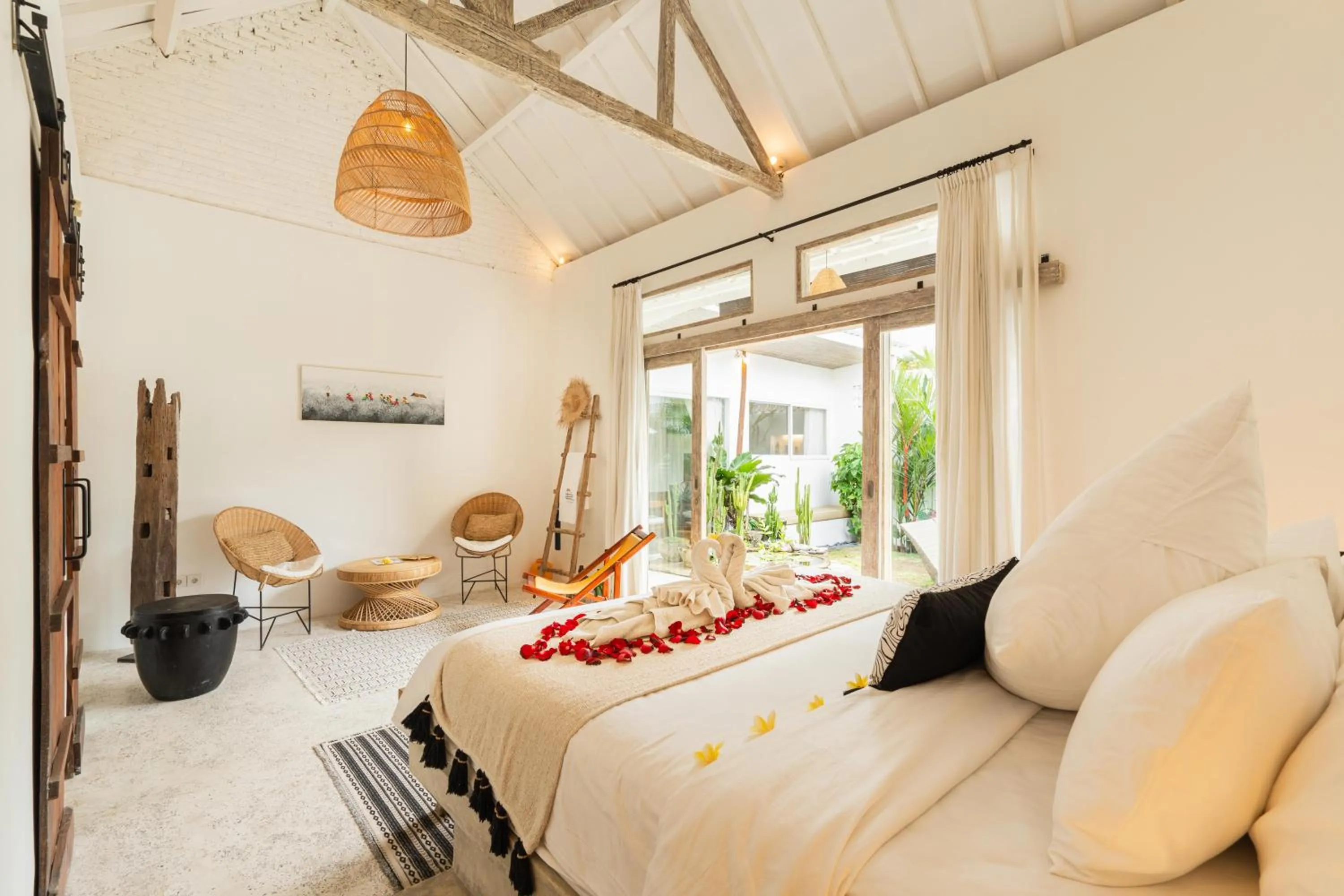 Bedroom in Villa Siva by Exotiq