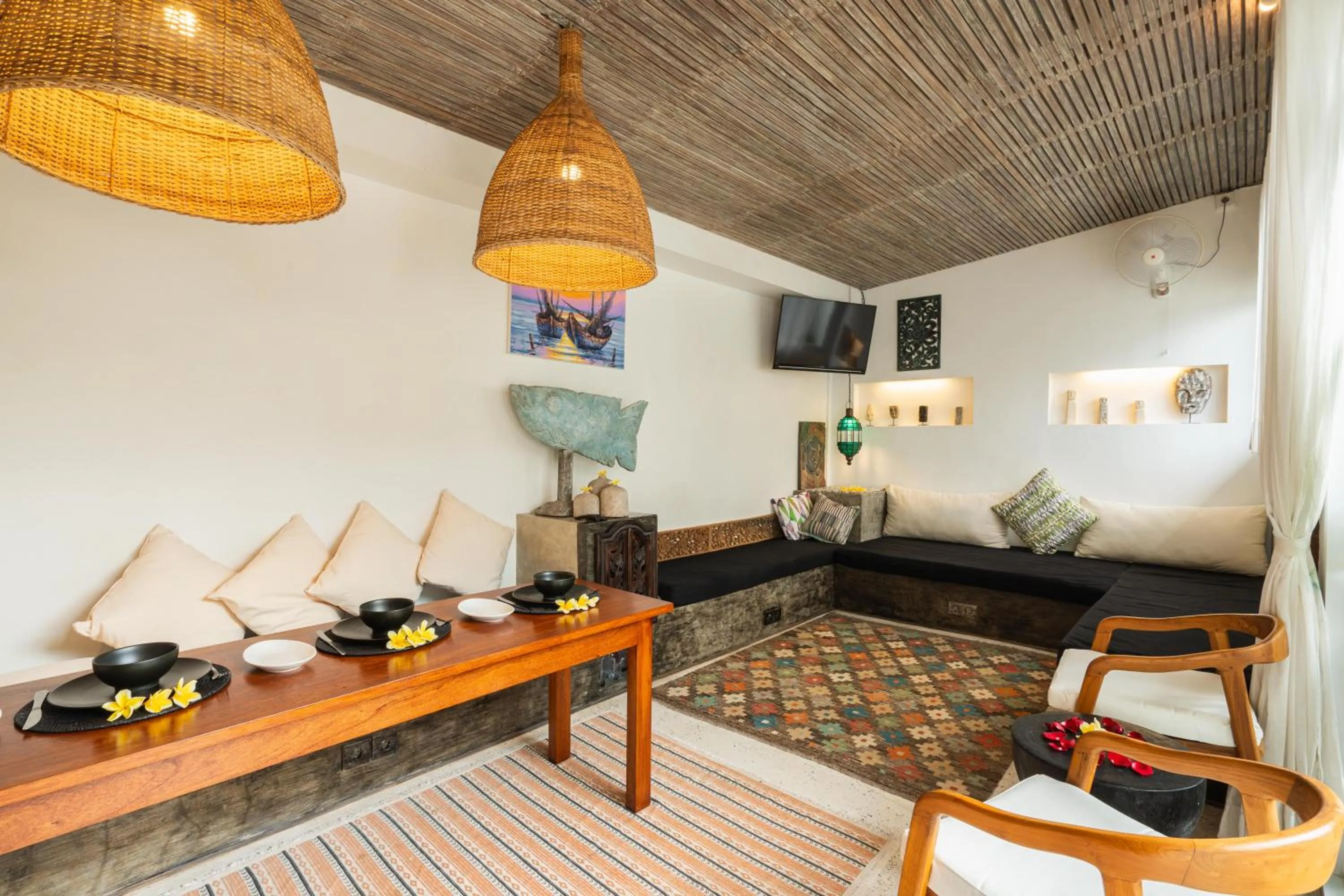 Living room in Villa Siva by Exotiq