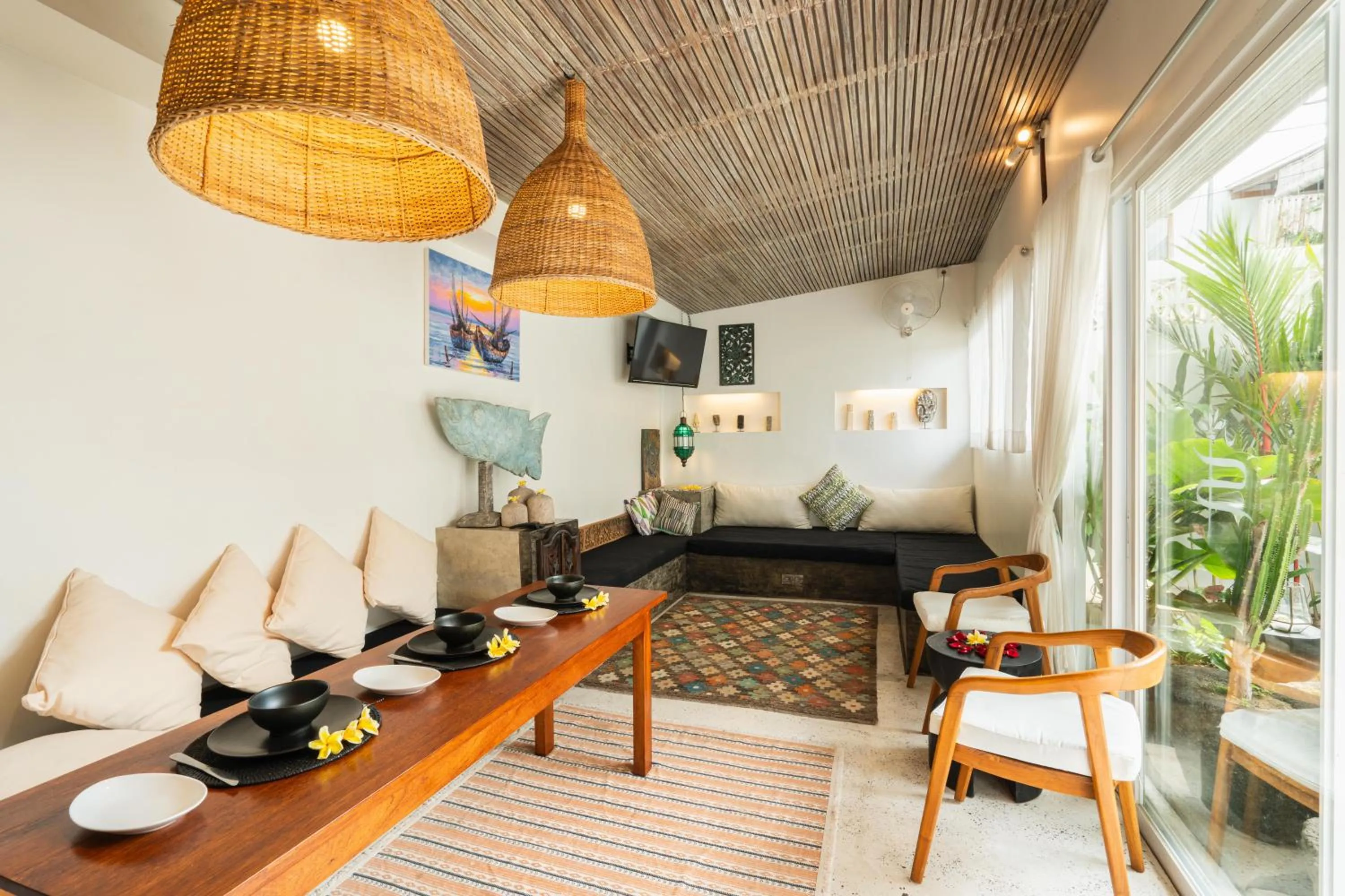 Living room in Villa Siva by Exotiq