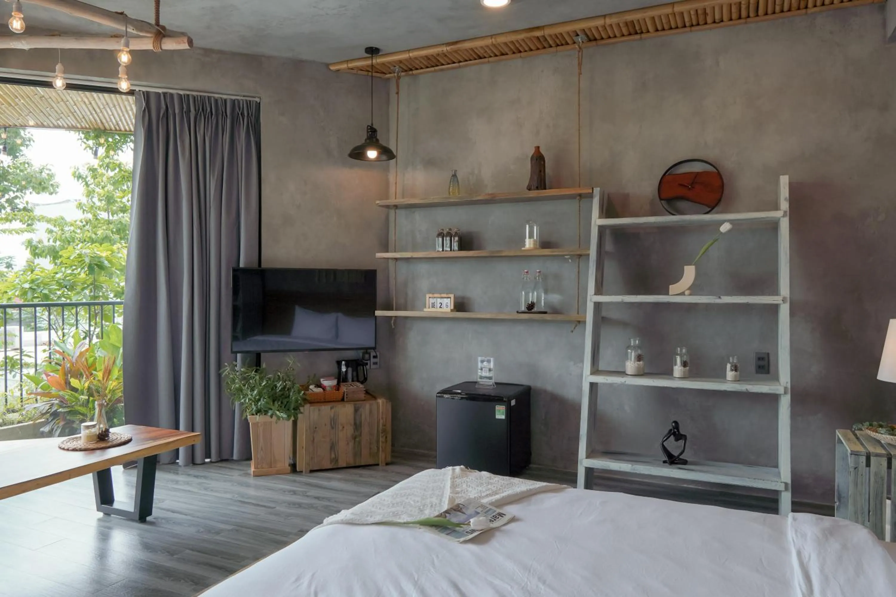 Bed in Babylon Mini Resort