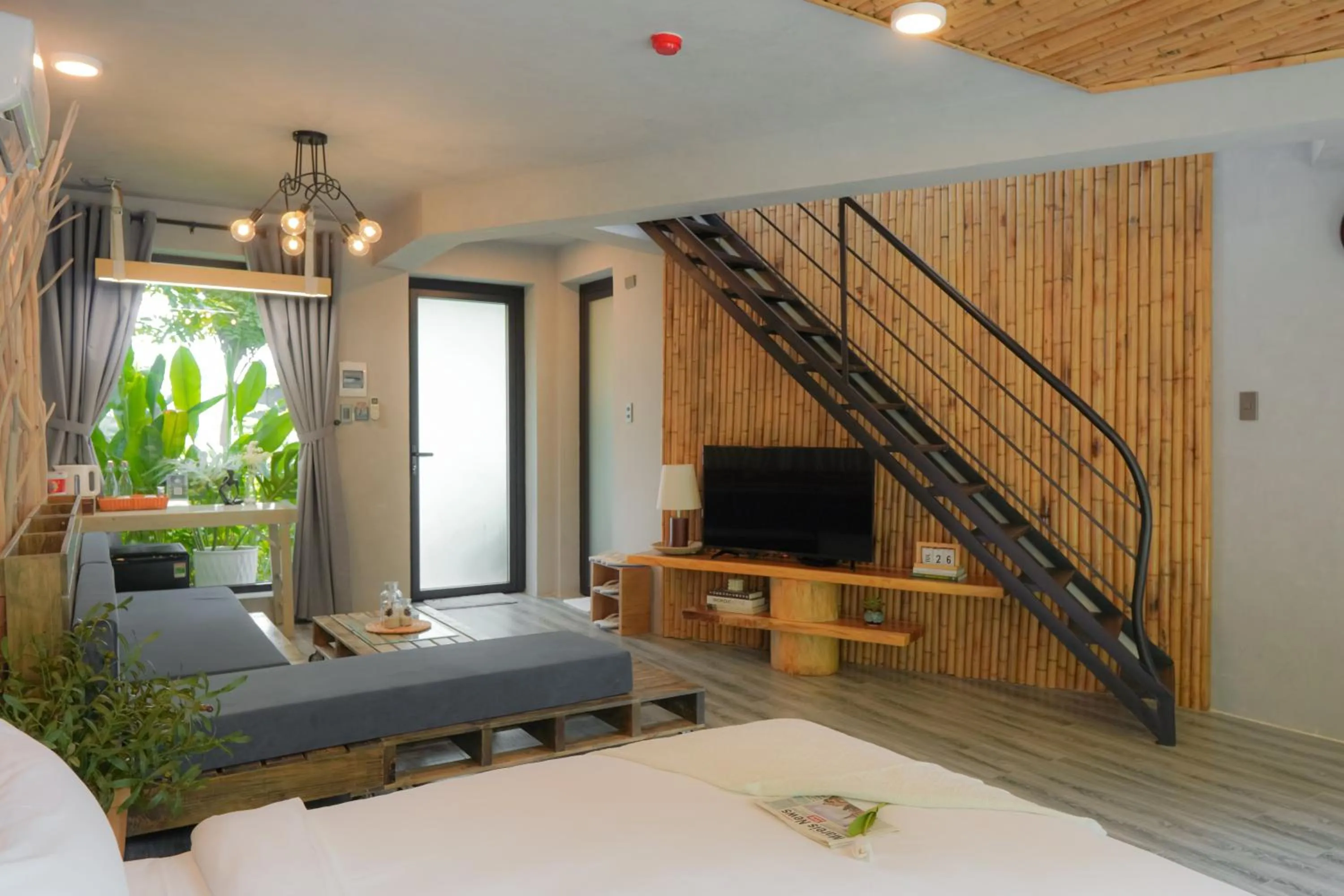 Bed in Babylon Mini Resort