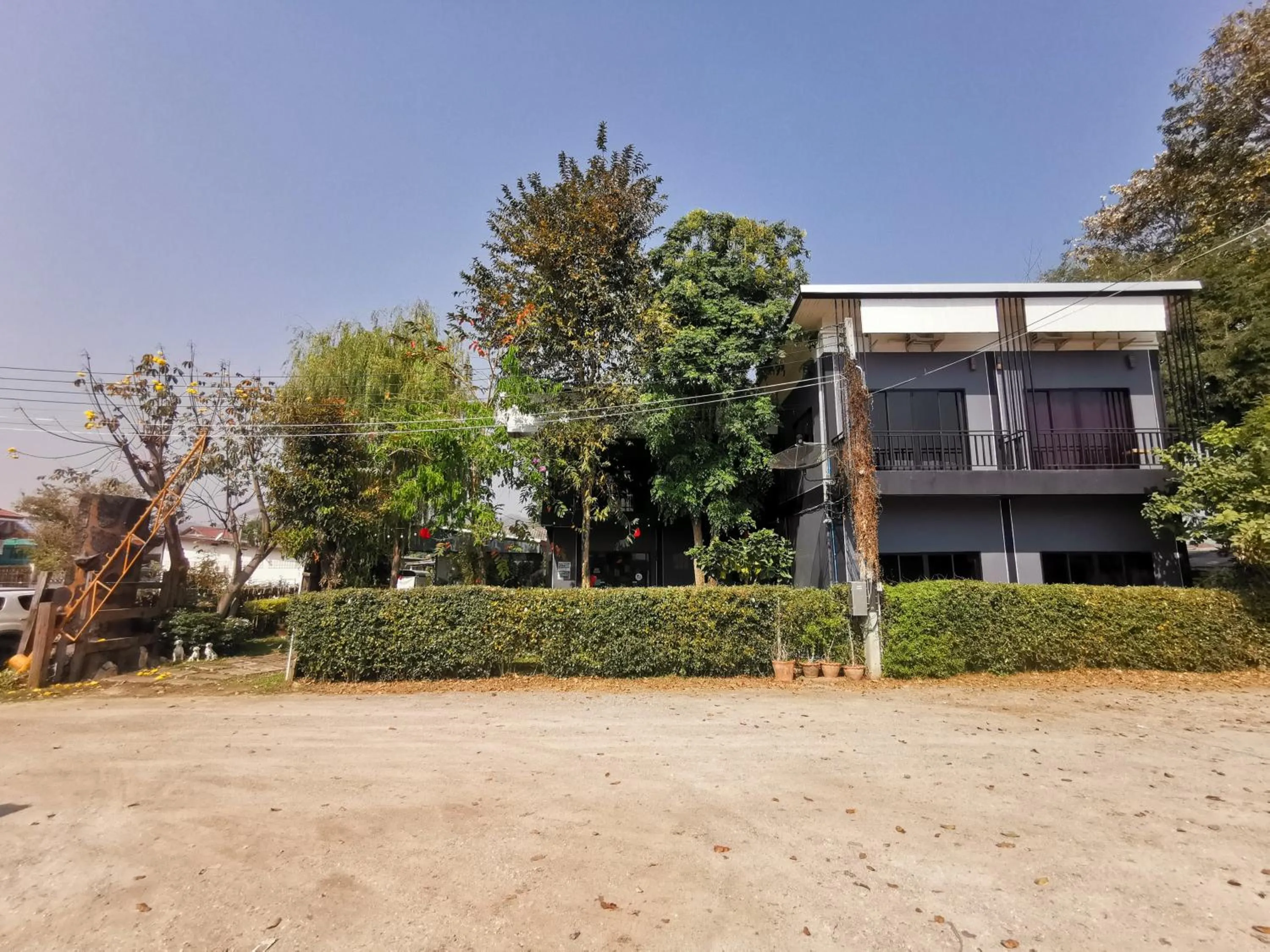 Property building in Kan Home Hotel