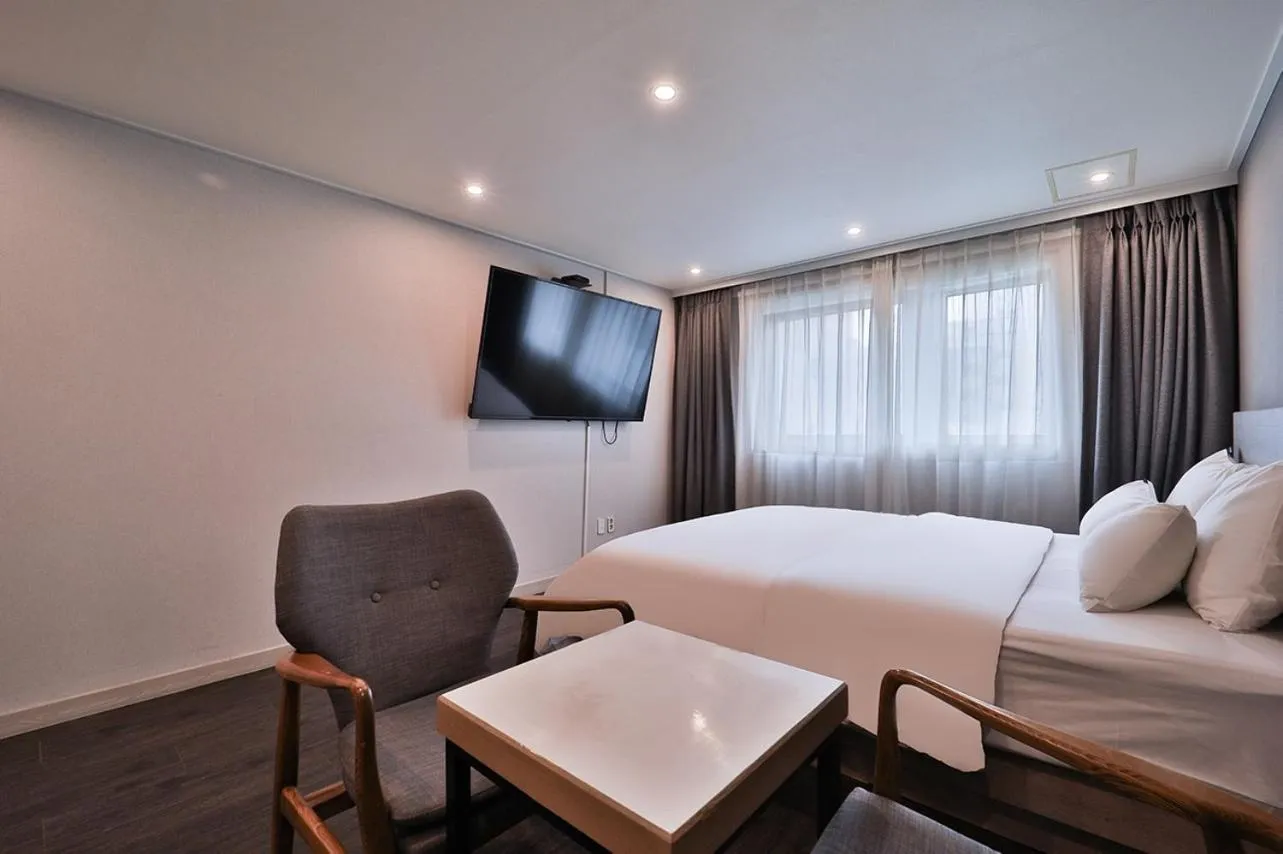 Bed in Anyang ILLOWA Hotel