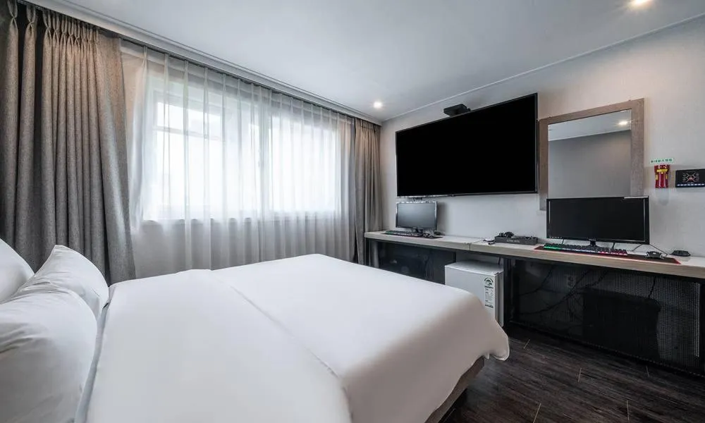 Bed in Anyang ILLOWA Hotel