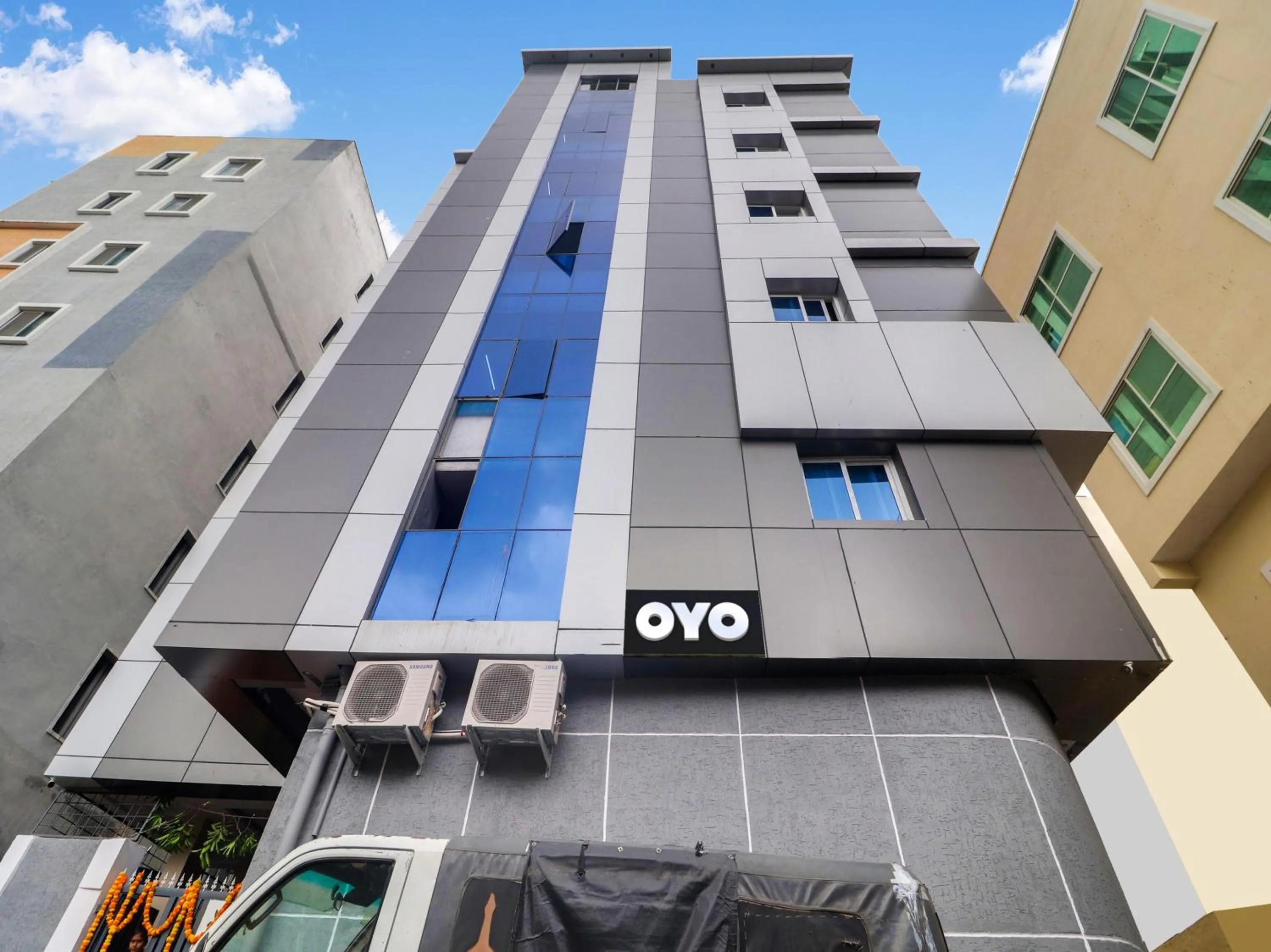 Facade/entrance in Super Hotel O RED STONE