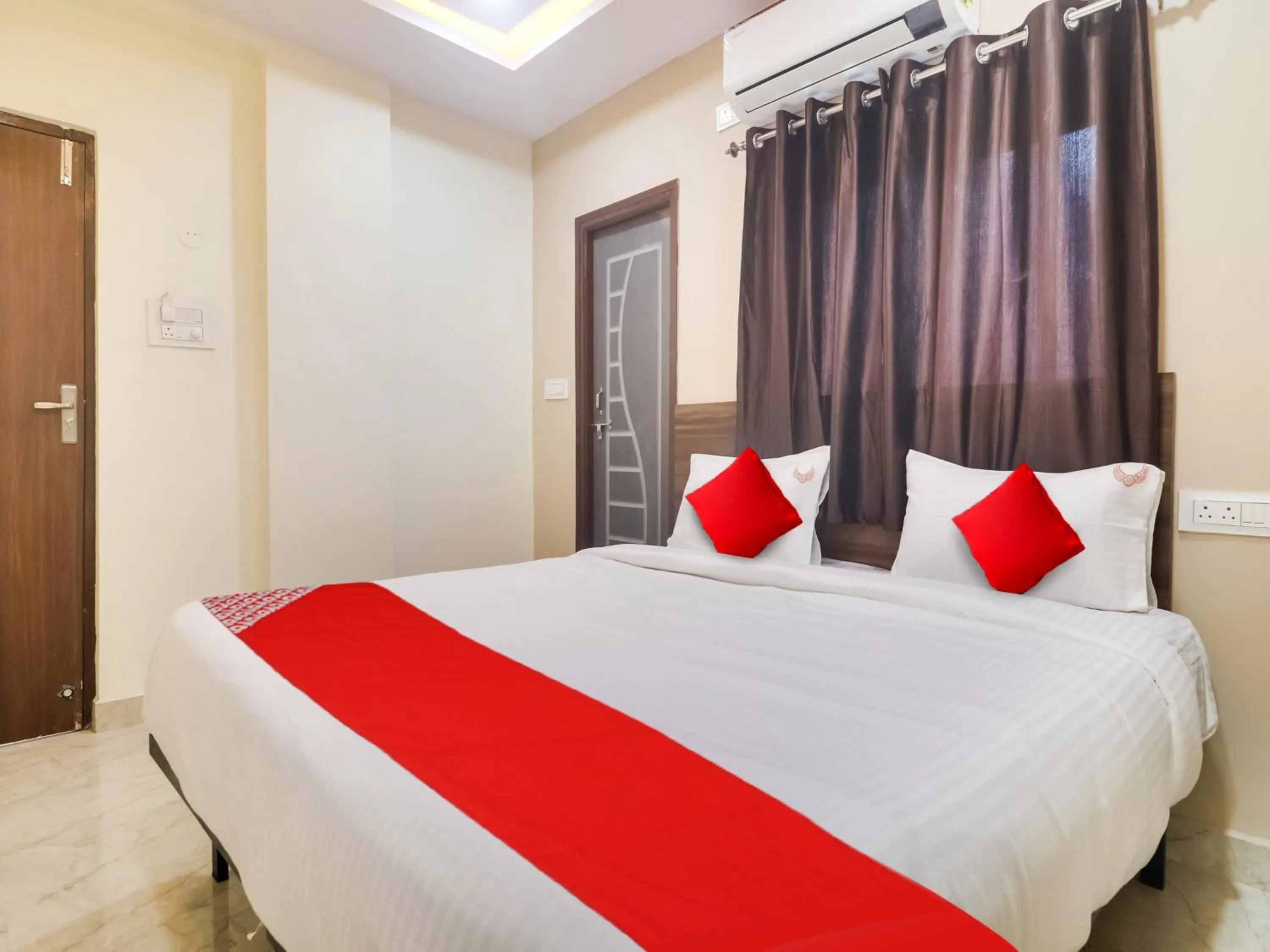 Bedroom, Bed in Super Hotel O RED STONE