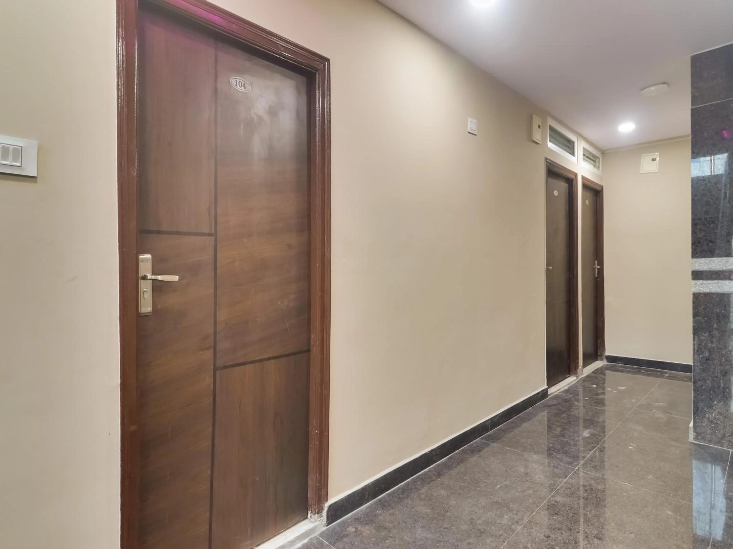 Lobby or reception in Super Hotel O RED STONE