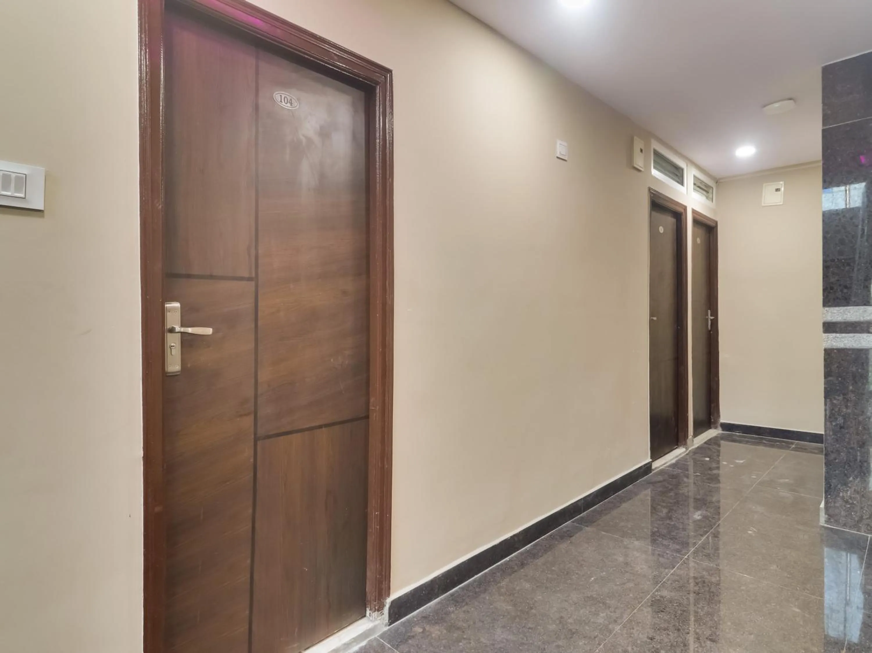 Lobby or reception in Super Hotel O RED STONE