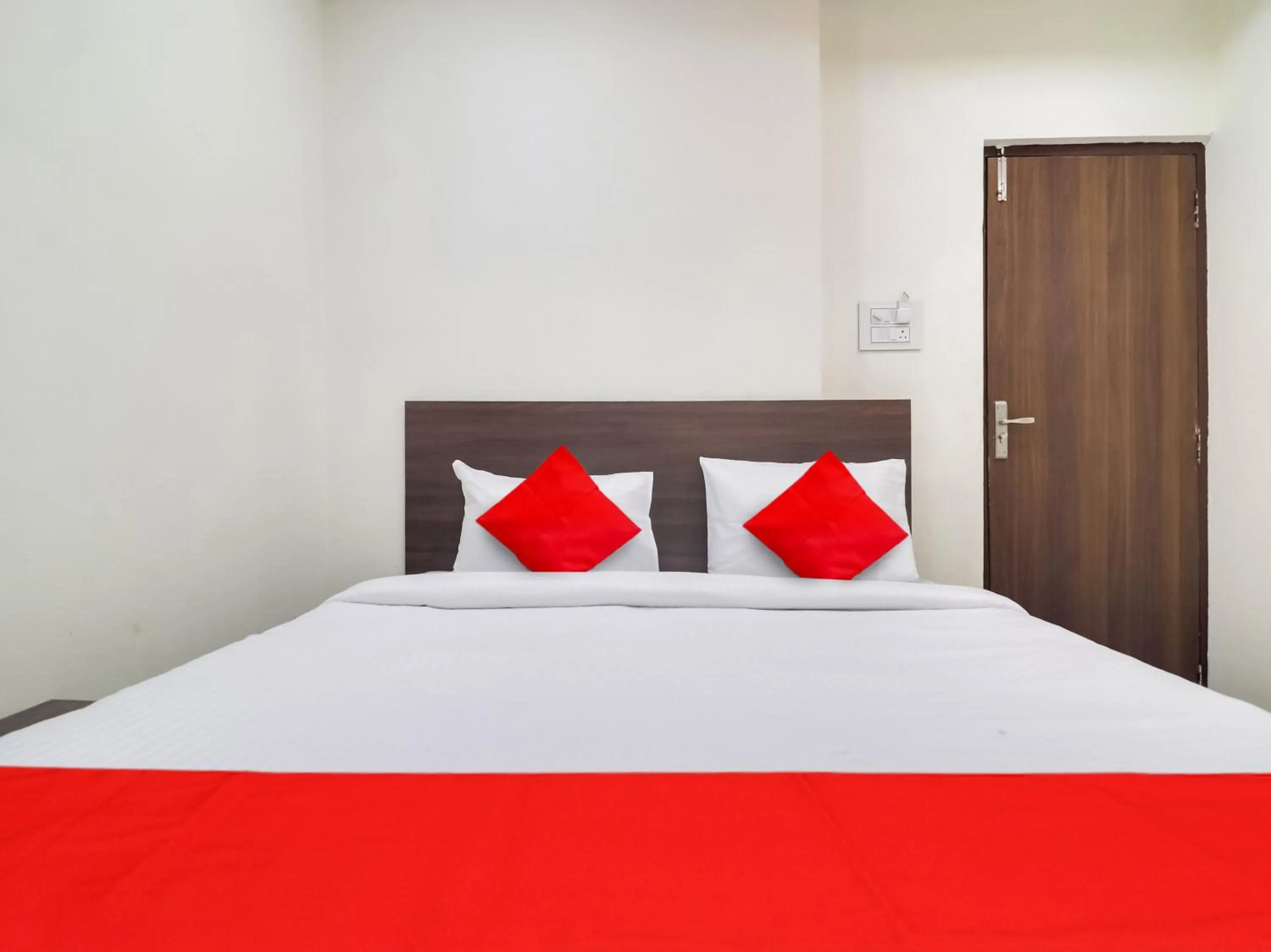 Bedroom, Bed in Super Hotel O RED STONE