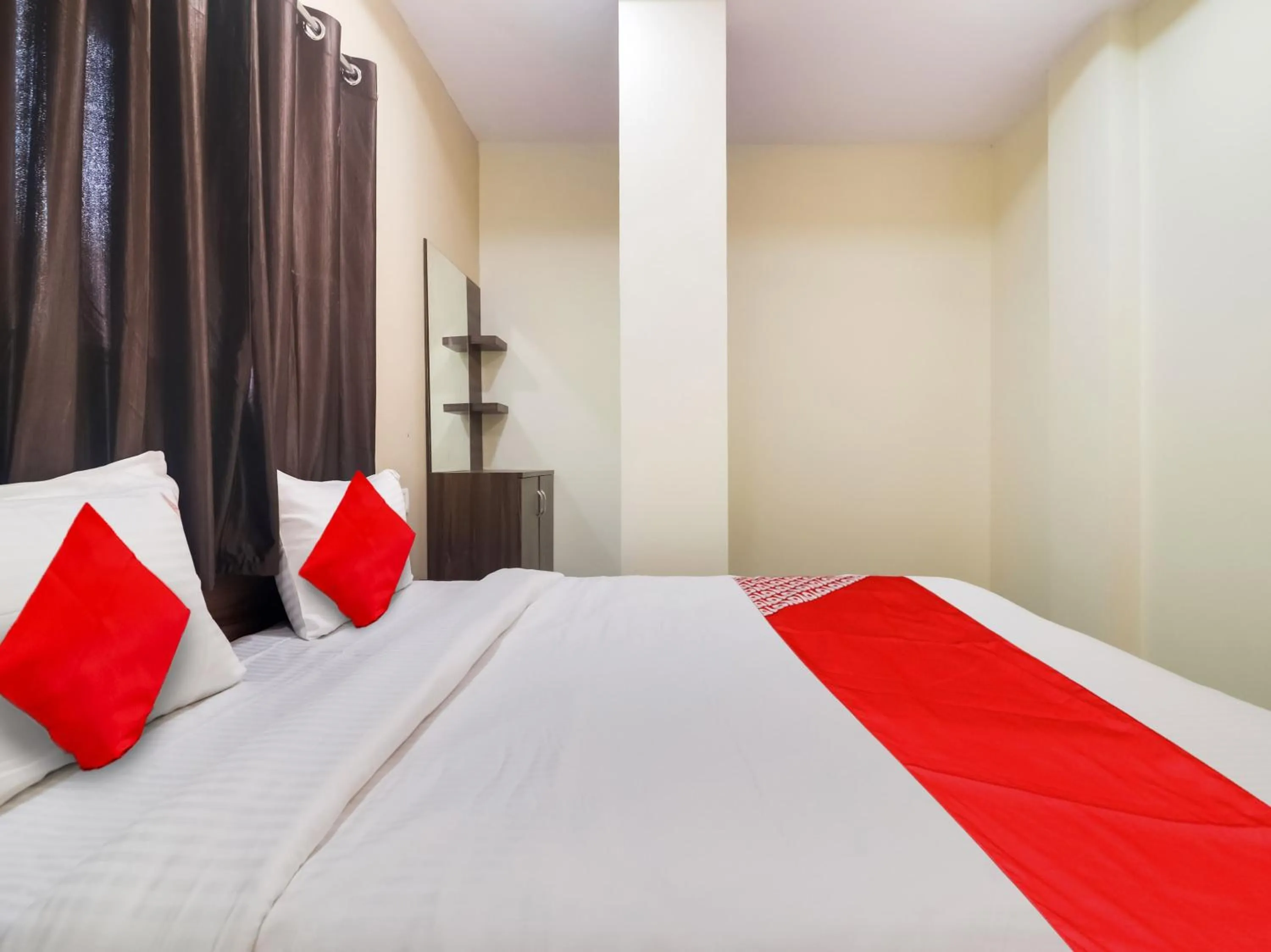 Bedroom, Bed in Super Hotel O RED STONE