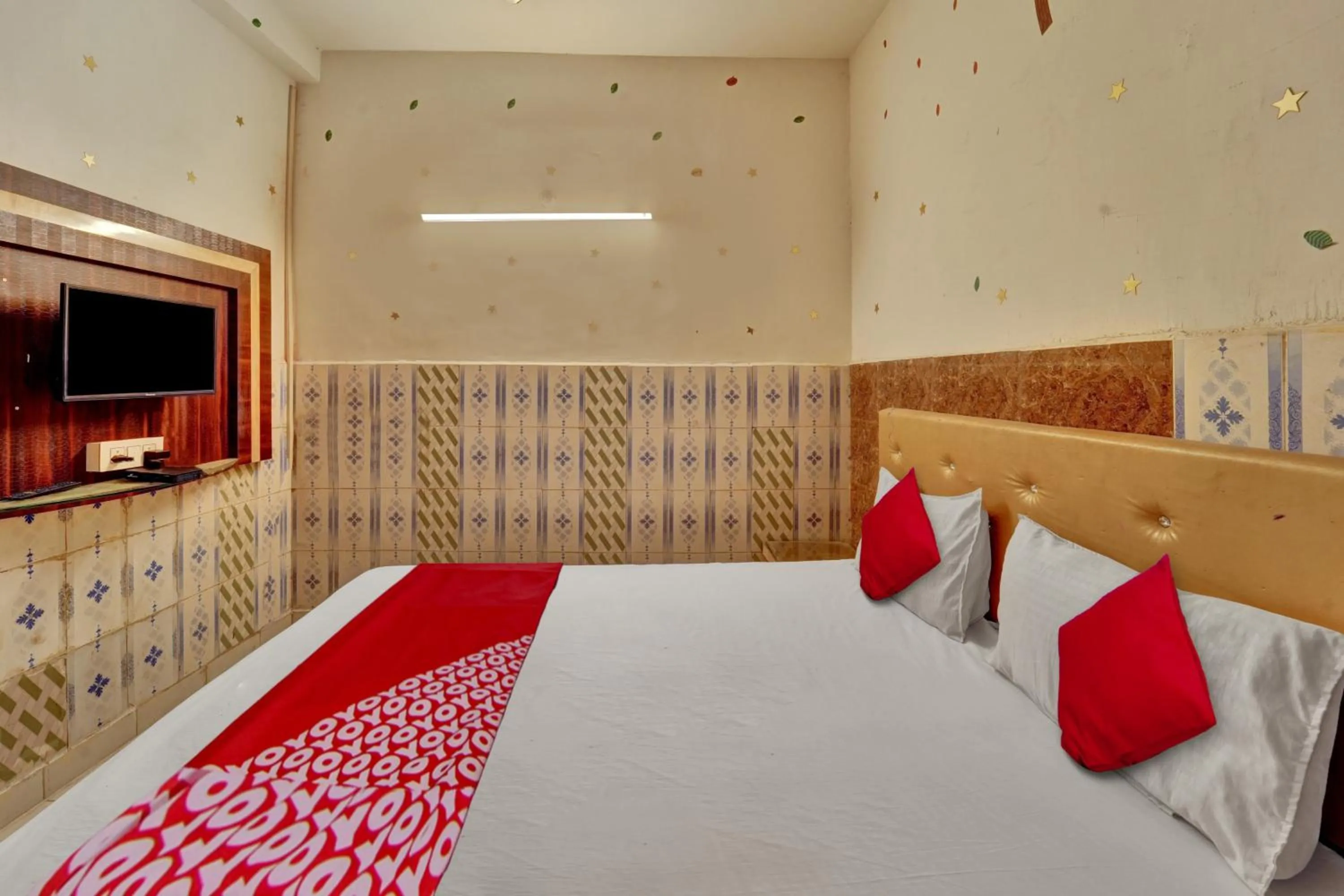 Bedroom in Hotel O Vaishali Garden