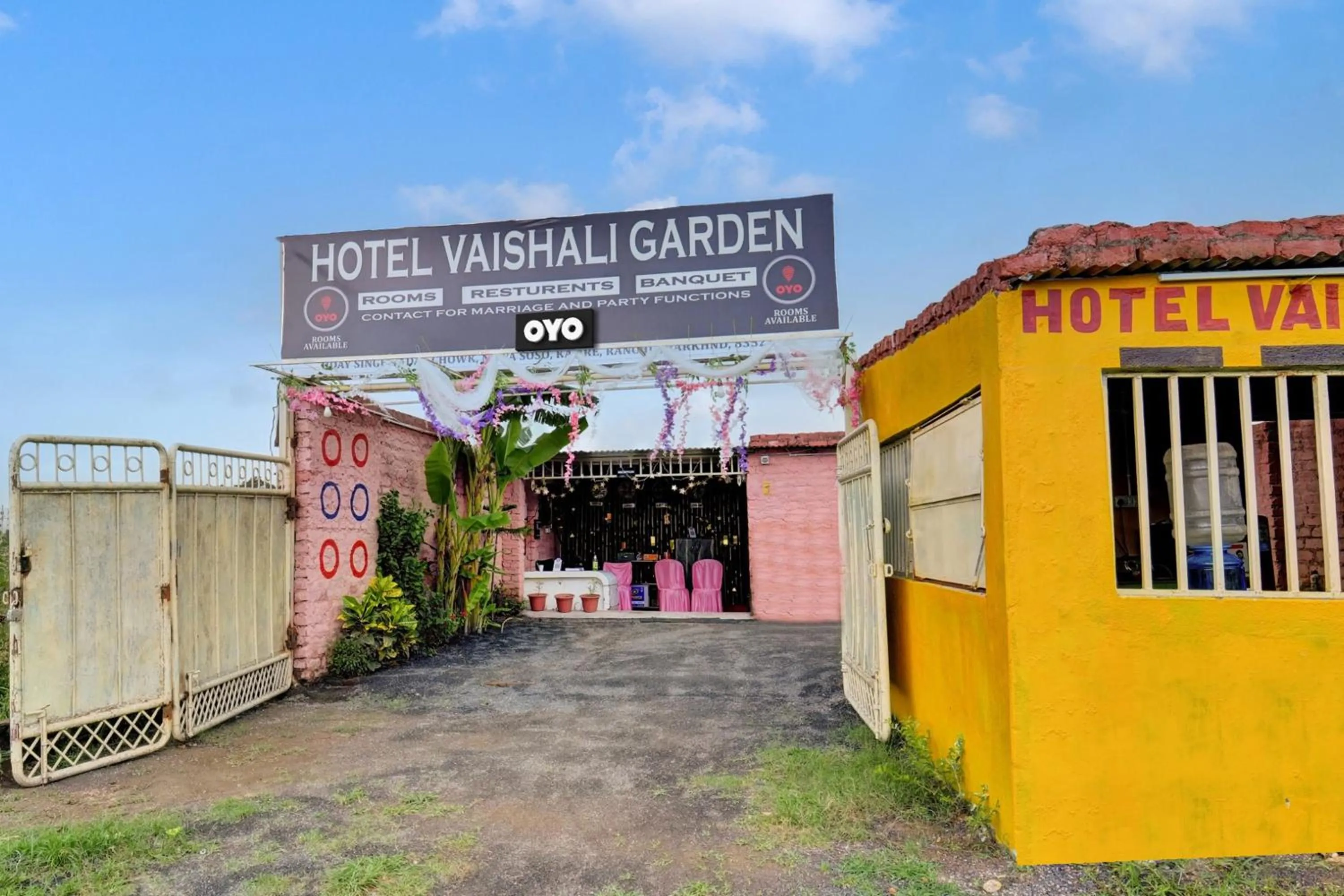 Facade/entrance in Hotel O Vaishali Garden