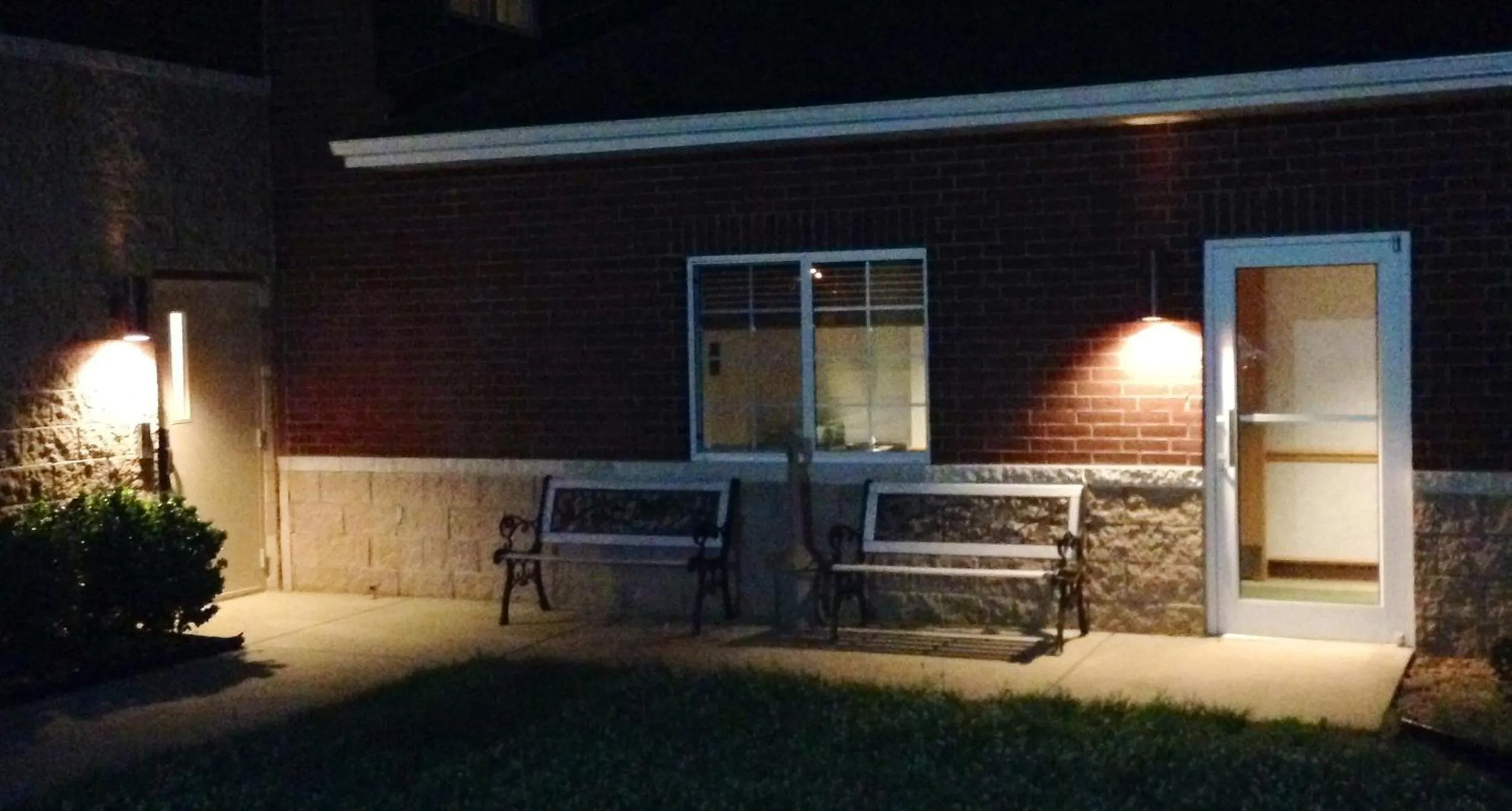 Patio in Super 8 by Wyndham Ava