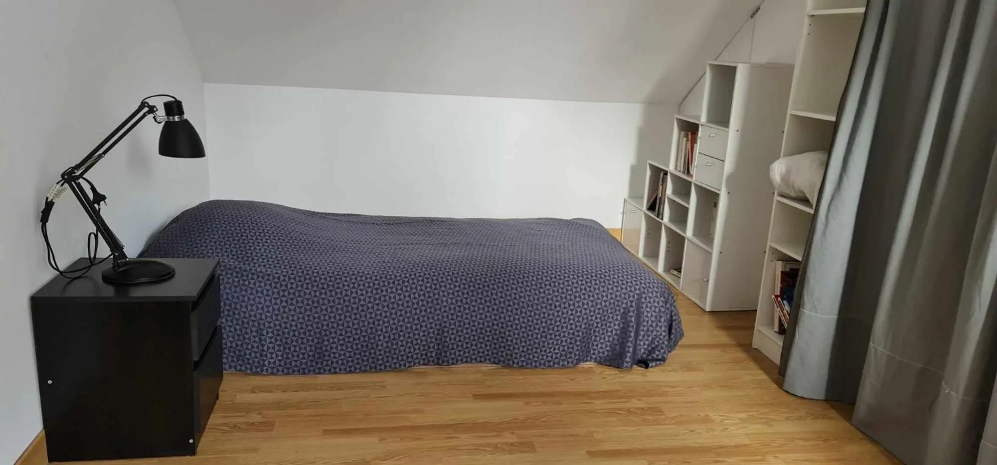 Bedroom, Bed in Chez Julie