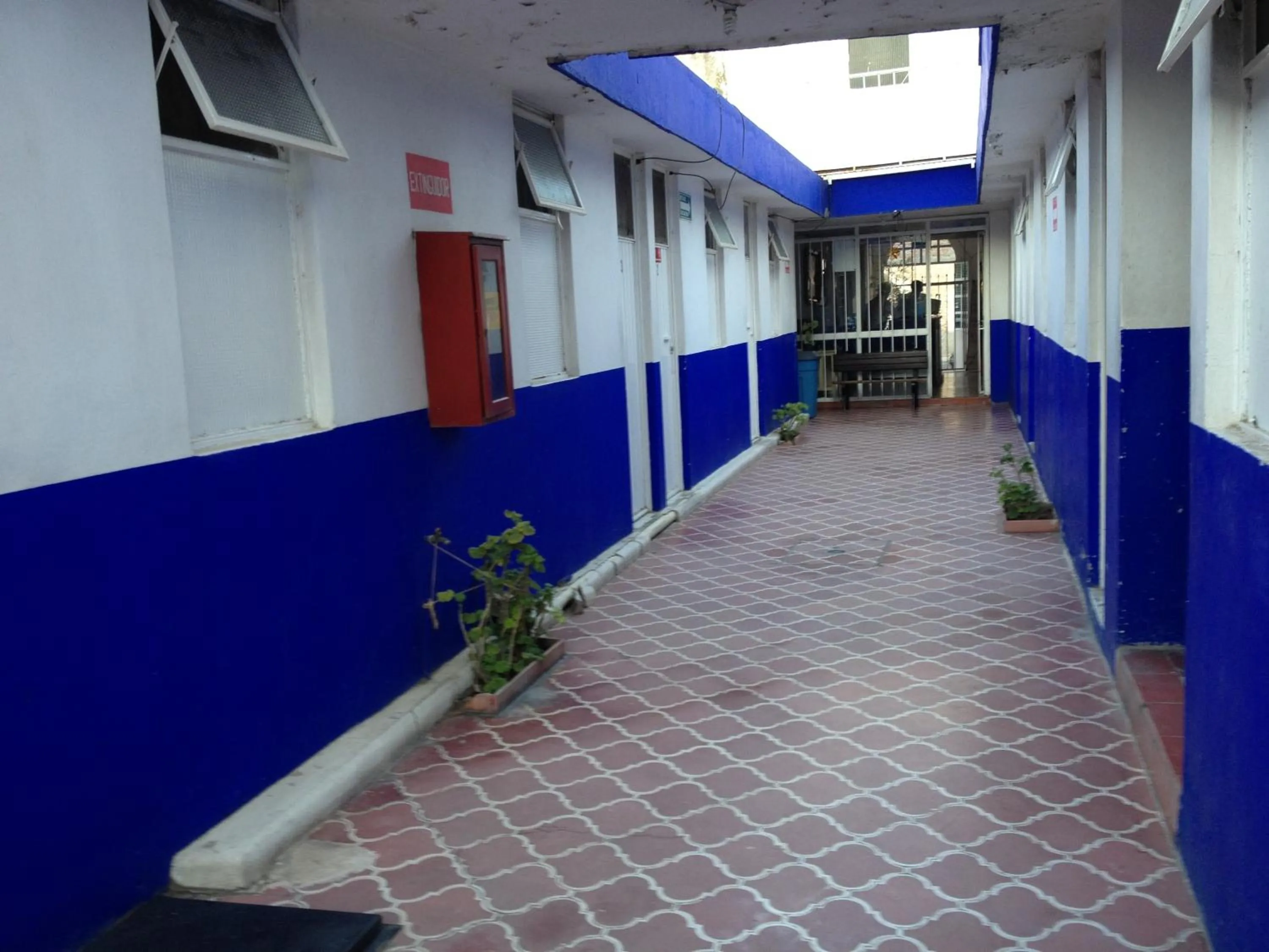 Decorative detail in Hotel Metropolitan II