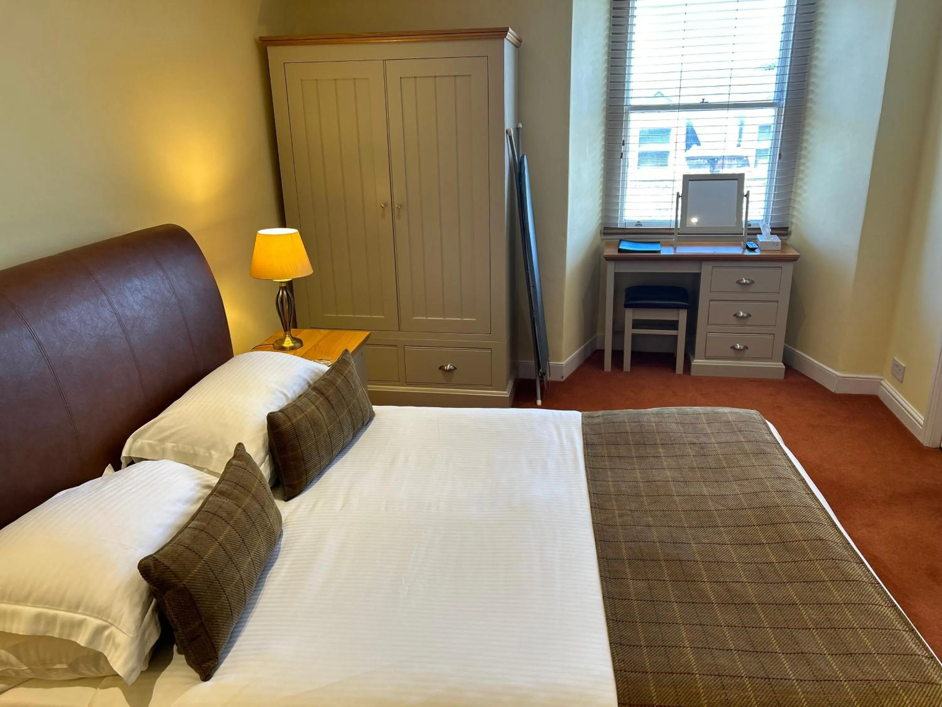 Bedroom, Bed in Moresby Hall Country House Hotel
