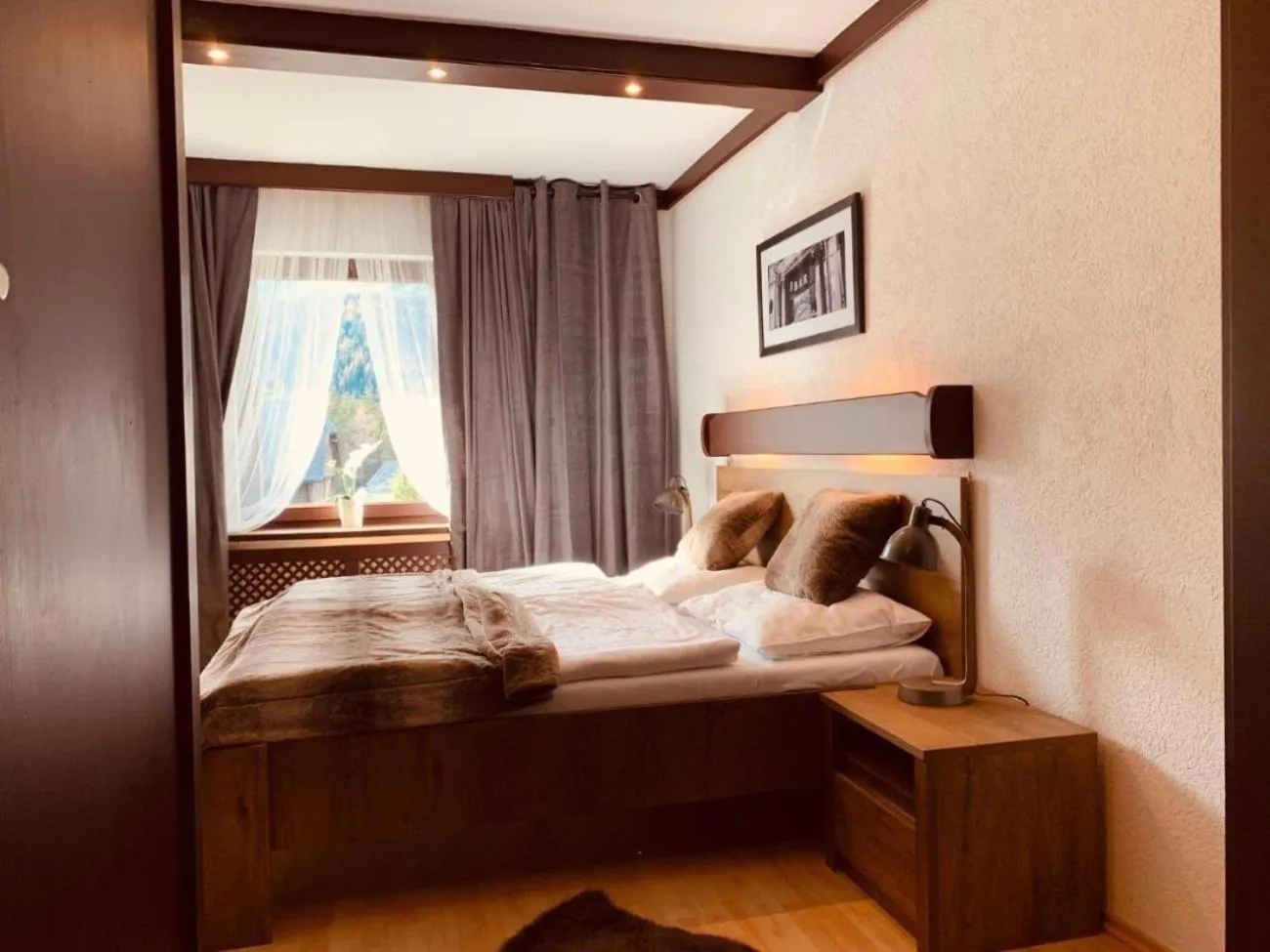 Photo of the whole room, Bed in Draxlerhaus