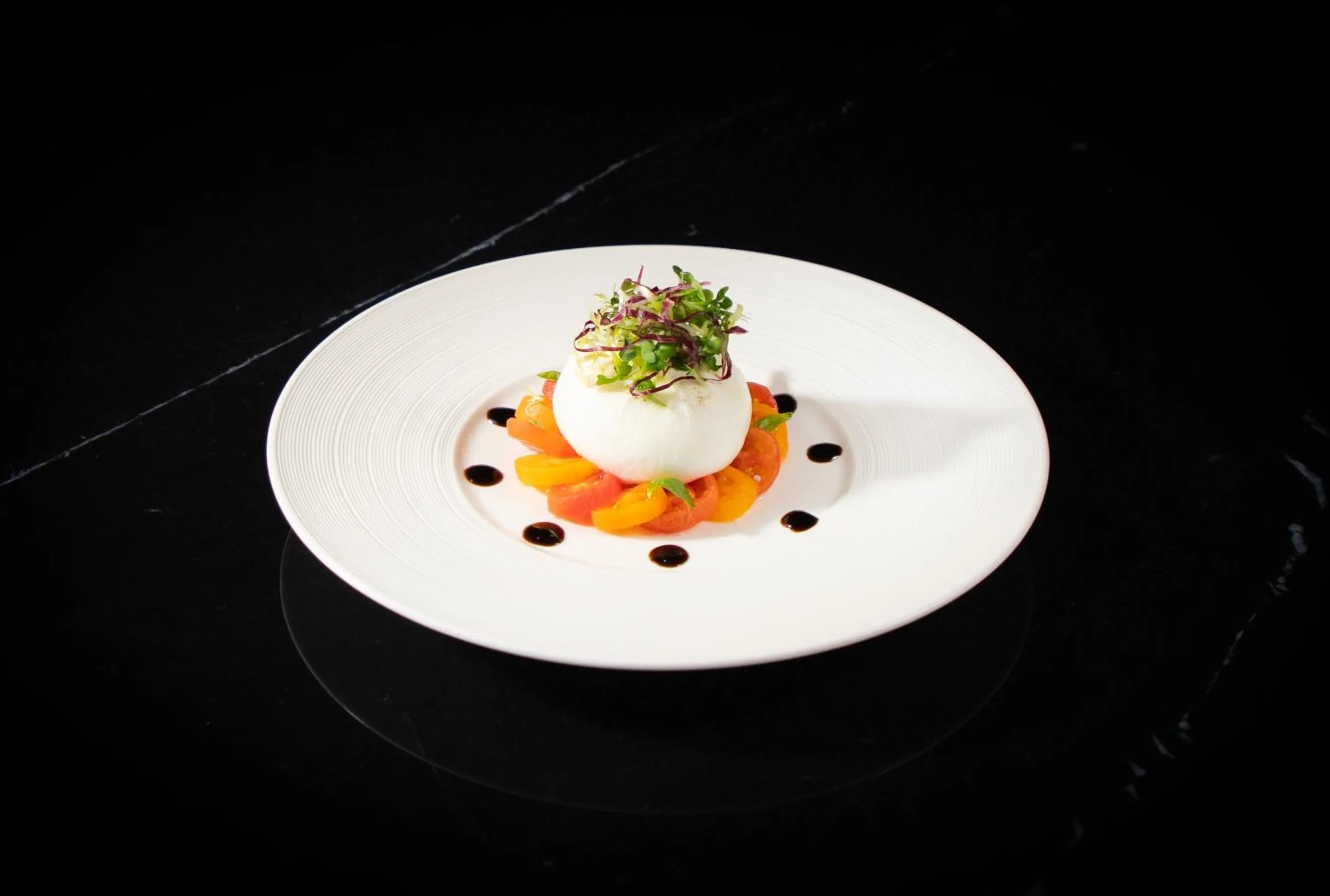 Food and drinks in Artyzen NEW BUND 31 Shanghai Qiantan