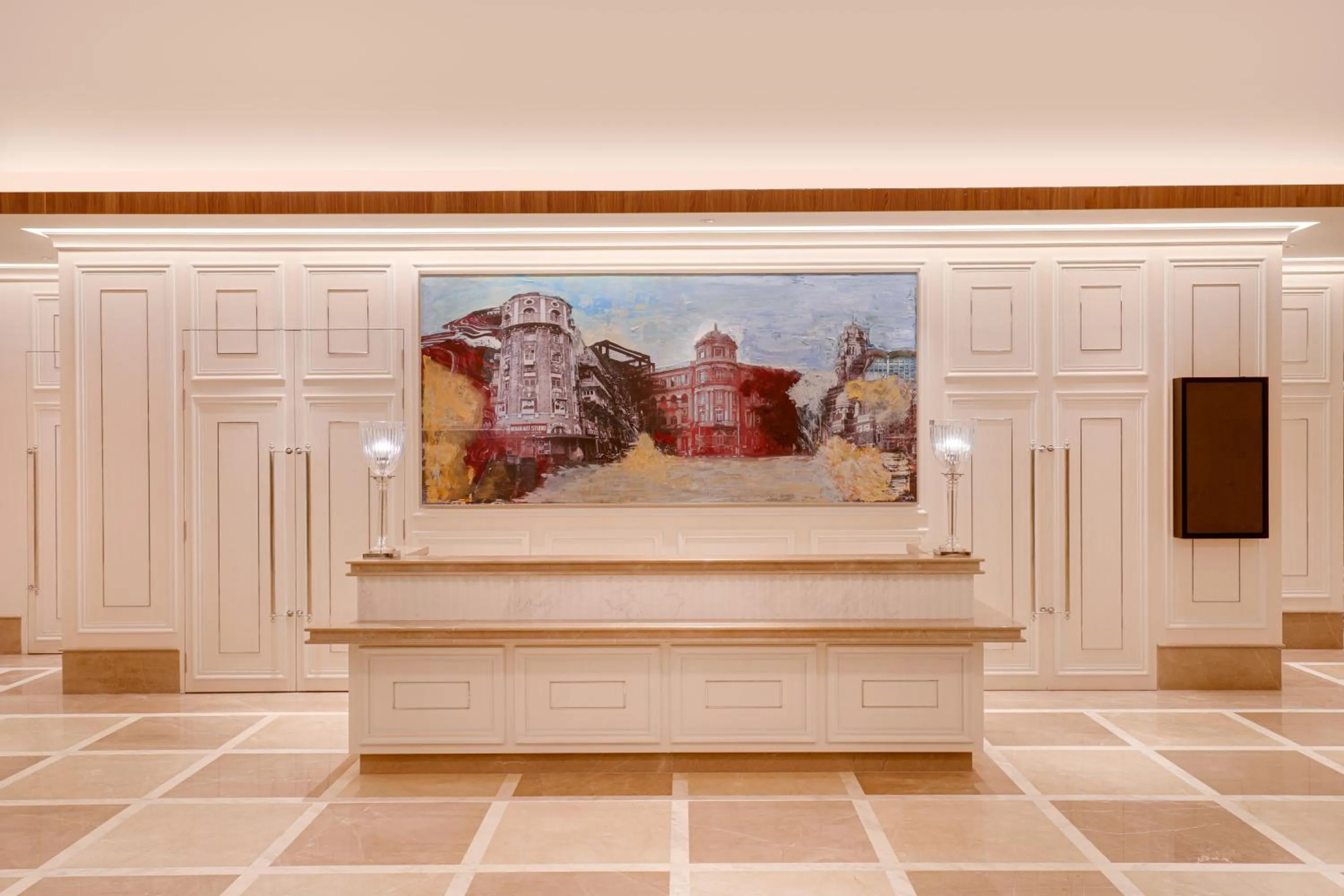 Lobby or reception in Aurika, Mumbai International Airport - Luxury by Lemon Tree Hotels