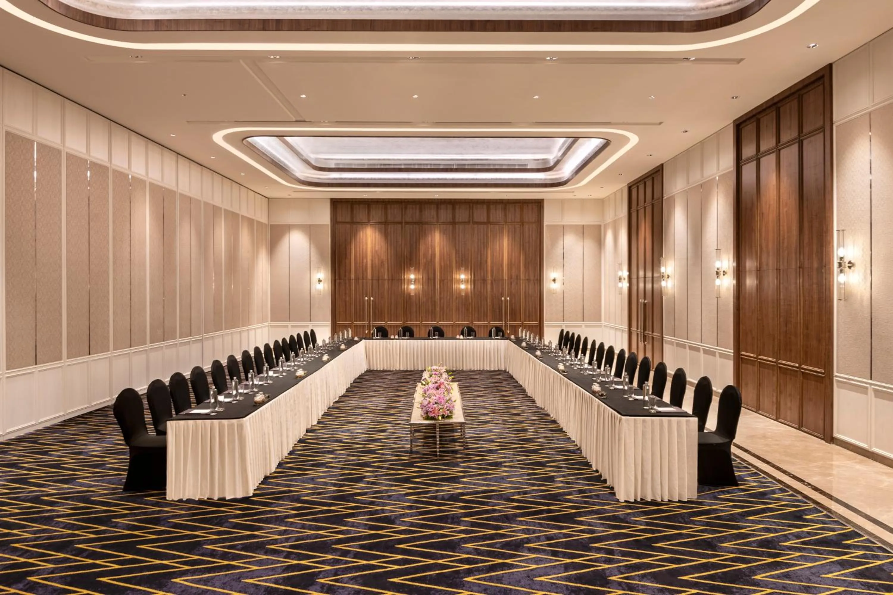 Banquet/Function facilities in Aurika, Mumbai International Airport - Luxury by Lemon Tree Hotels
