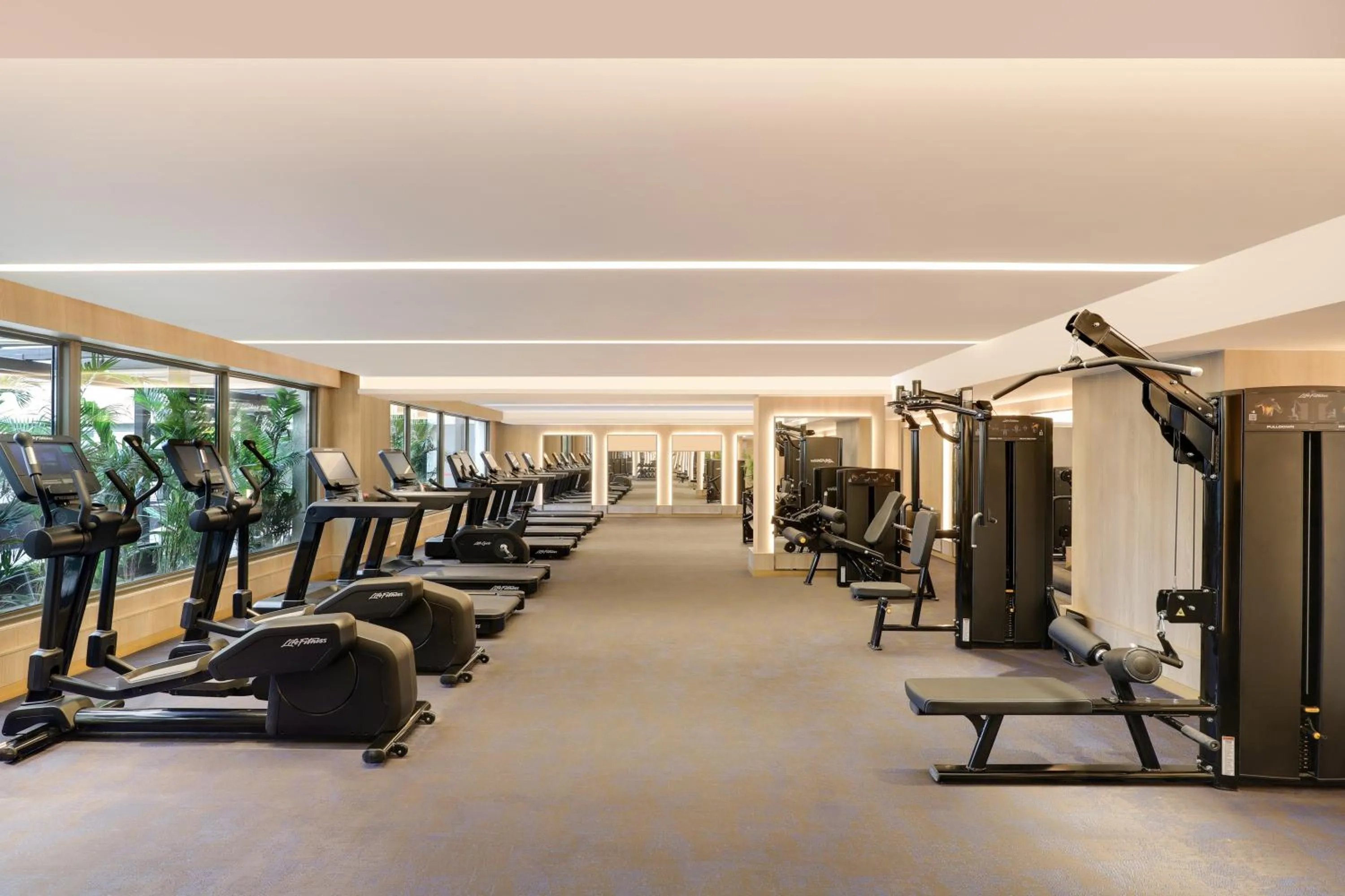 Fitness centre/facilities in Aurika, Mumbai International Airport - Luxury by Lemon Tree Hotels