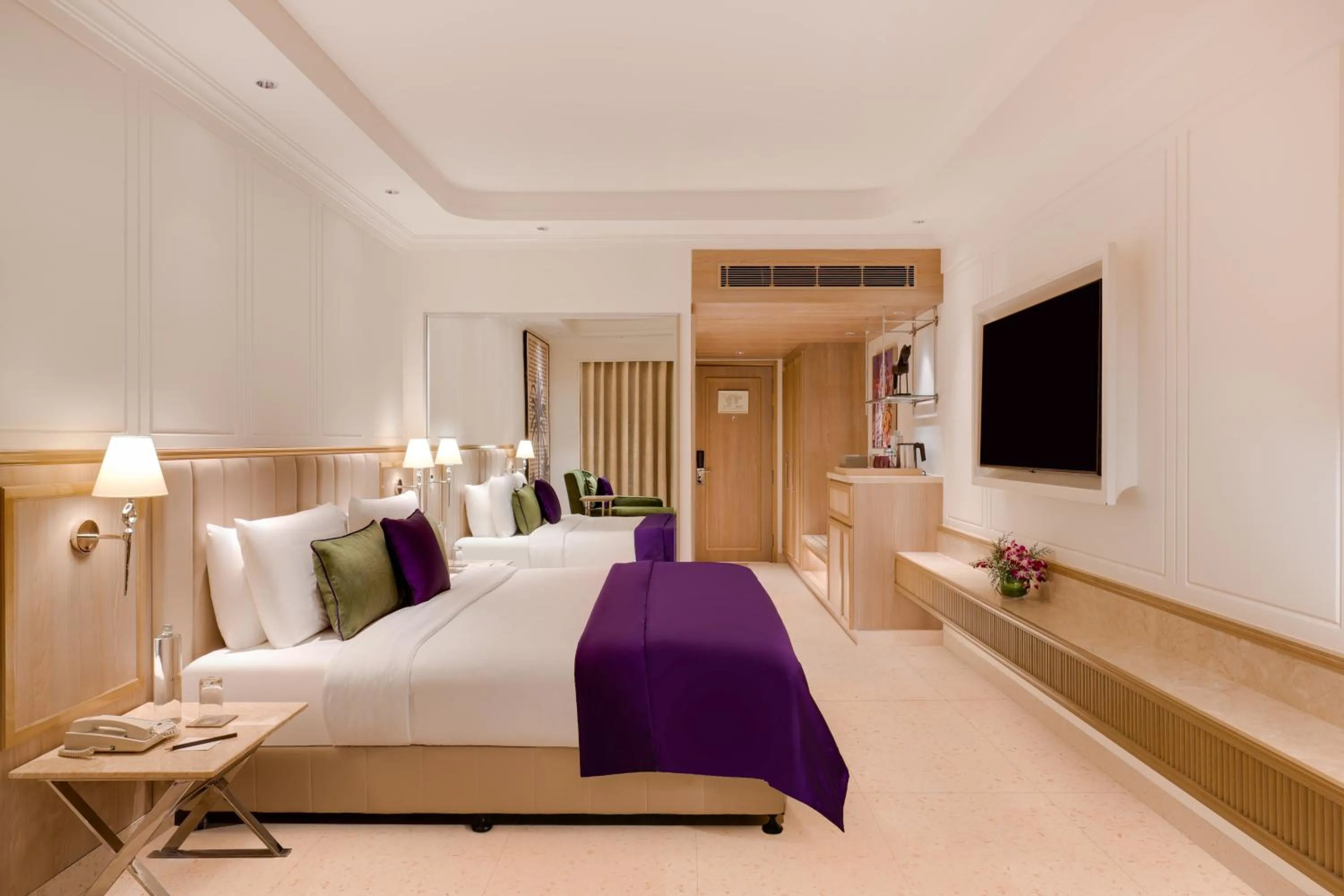 Bedroom, Bed in Aurika, Mumbai International Airport - Luxury by Lemon Tree Hotels