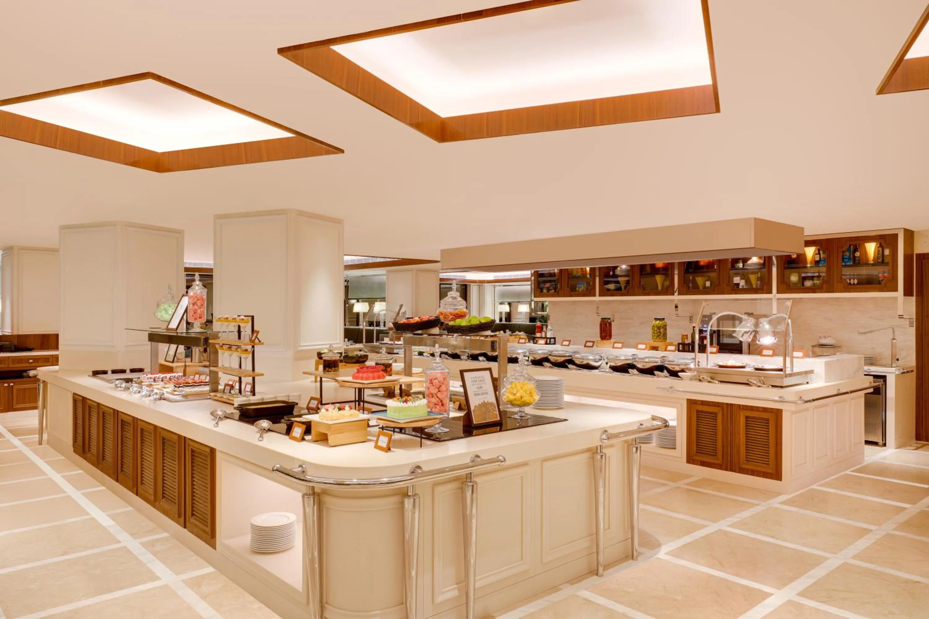 Restaurant/places to eat in Aurika, Mumbai International Airport - Luxury by Lemon Tree Hotels