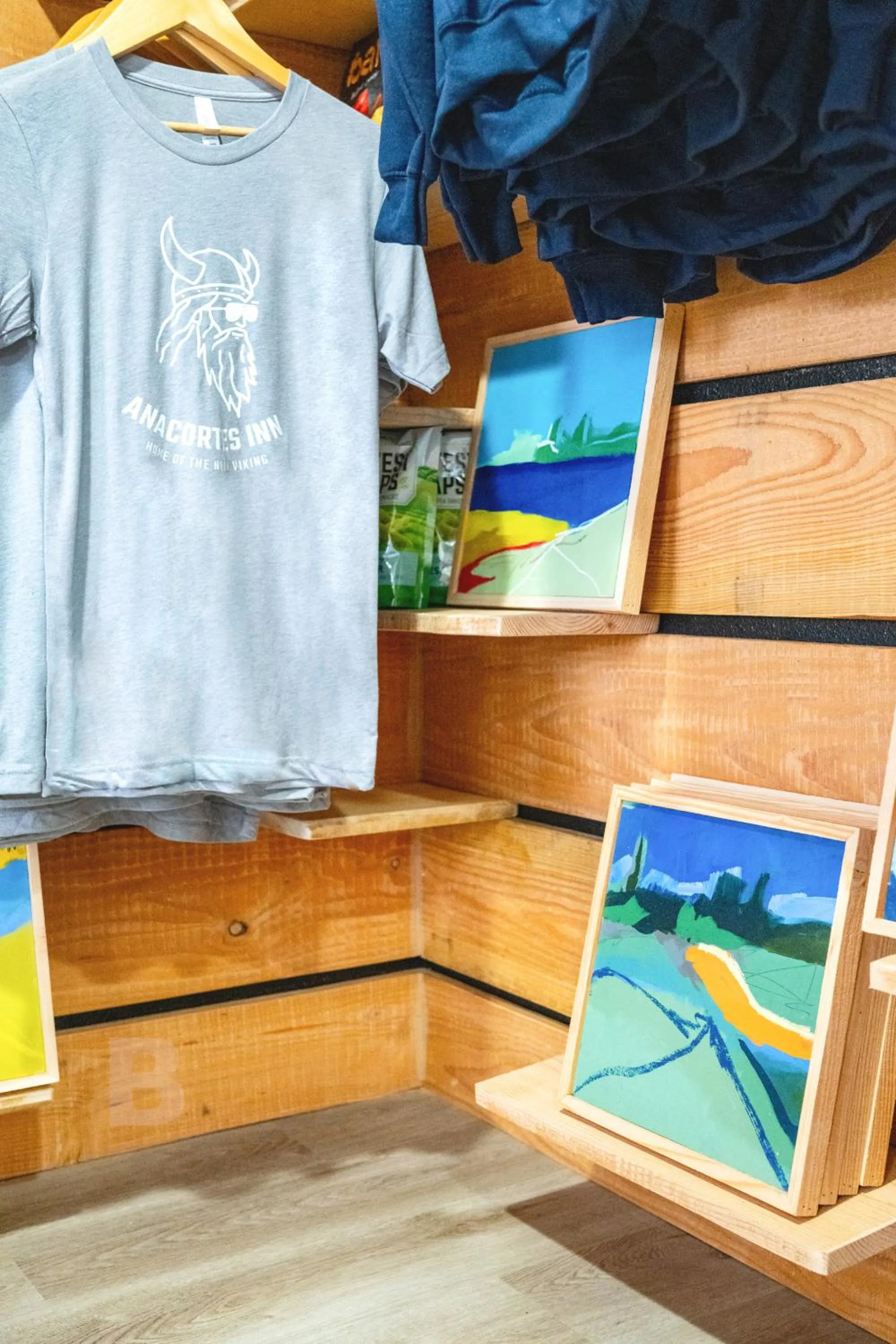 On-site shops in Anacortes Inn