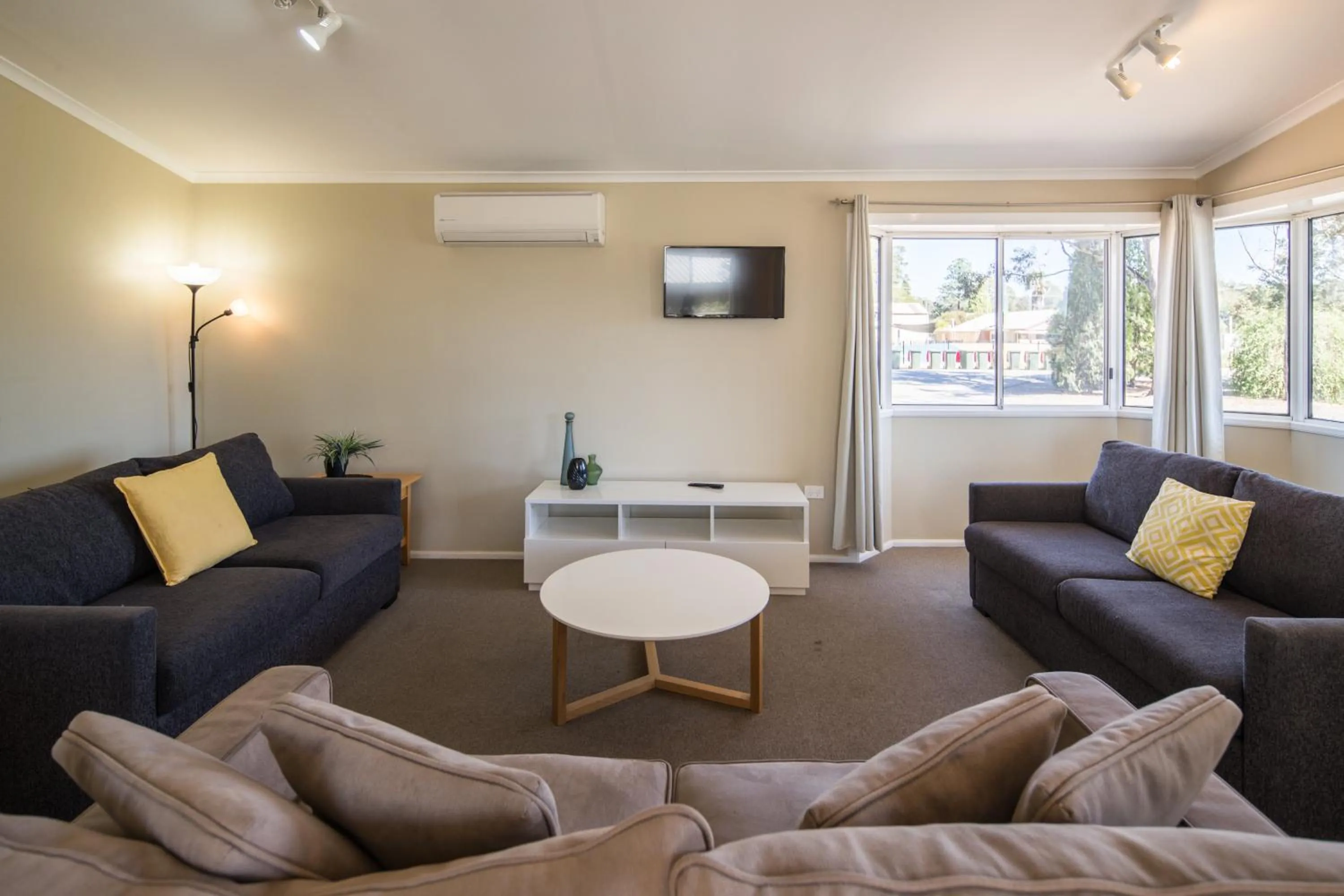 Living room in Ingenia Holidays Hunter Valley