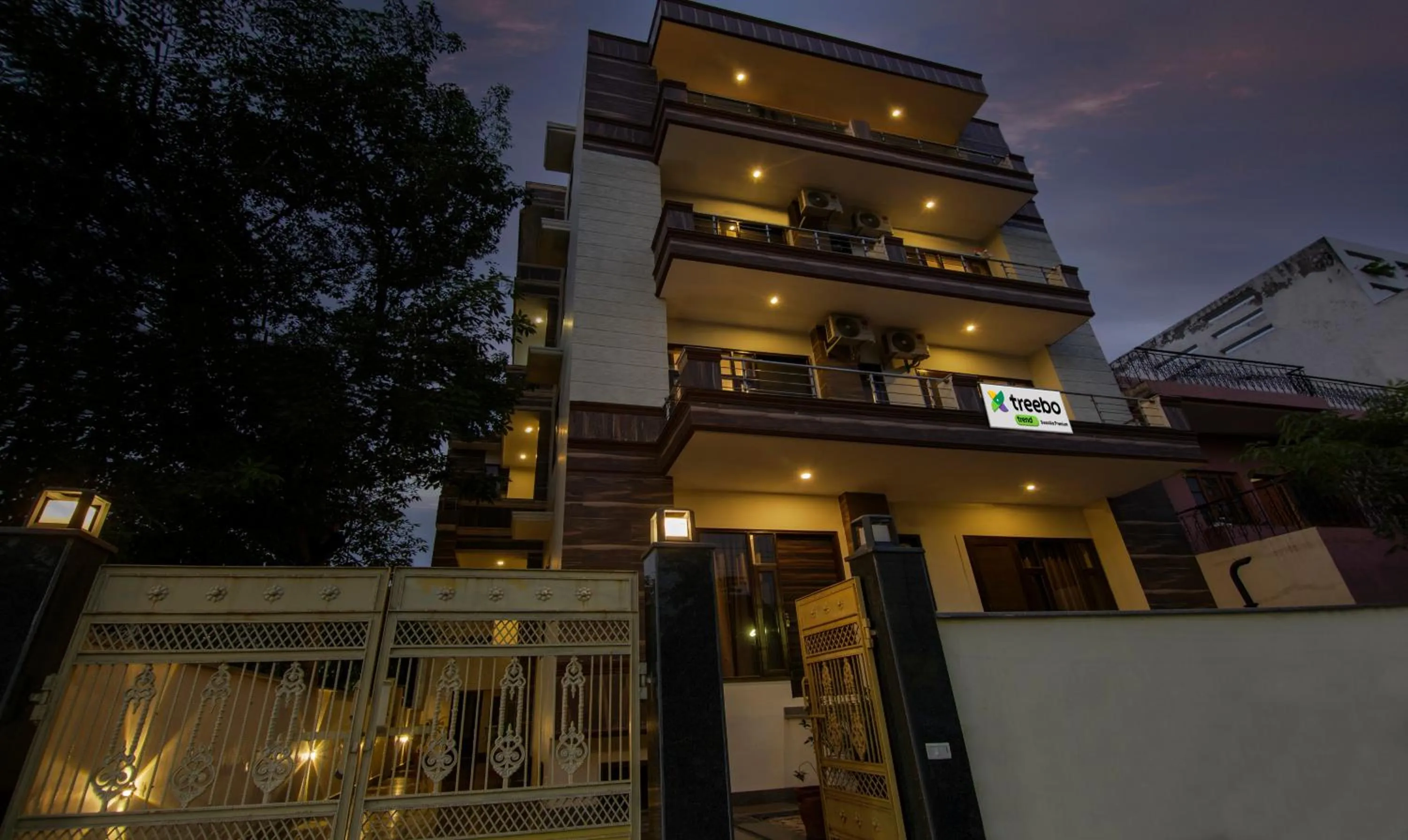 Facade/entrance in Treebo Swastika Premium