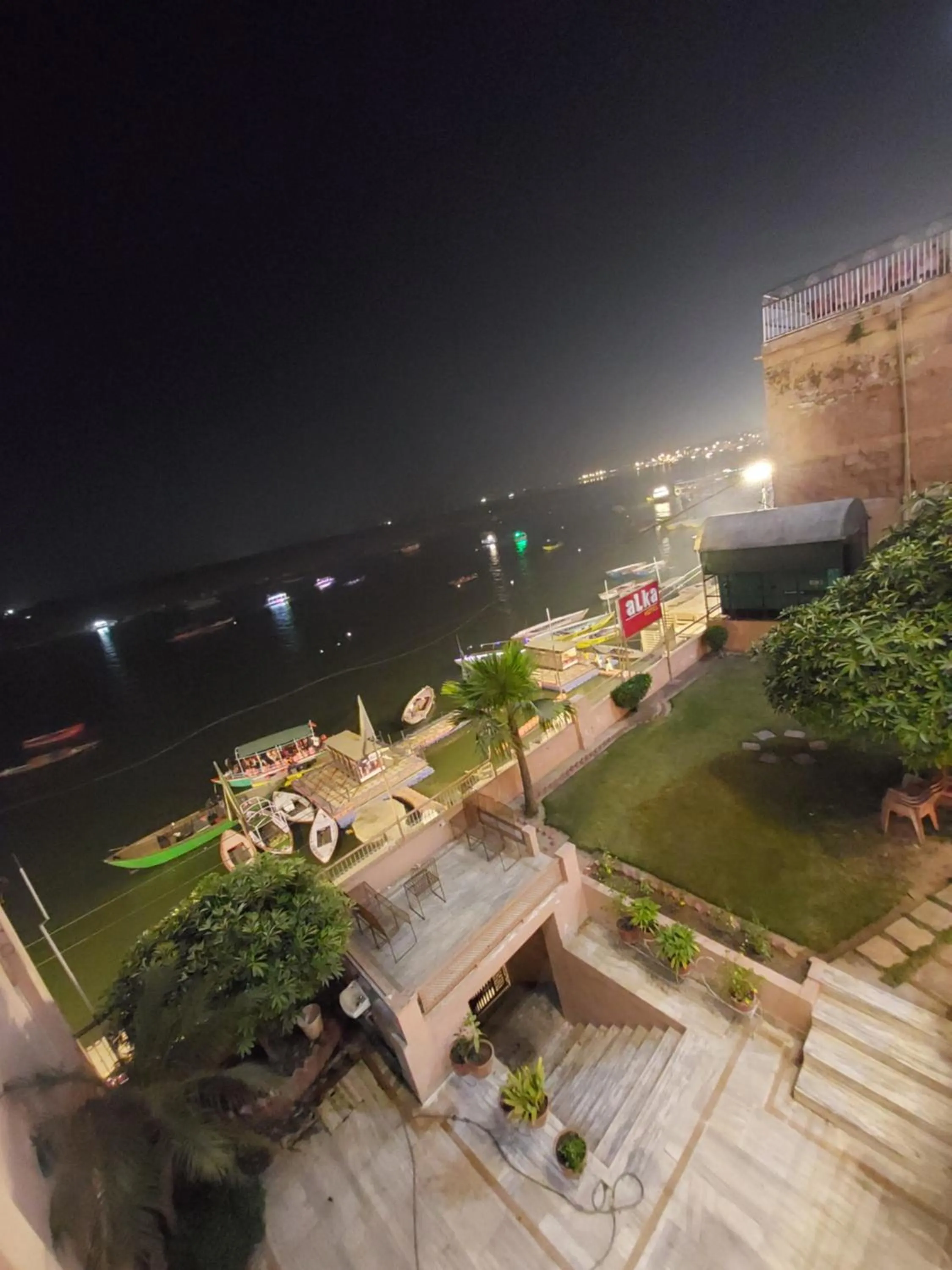 Garden in Hotel Alka