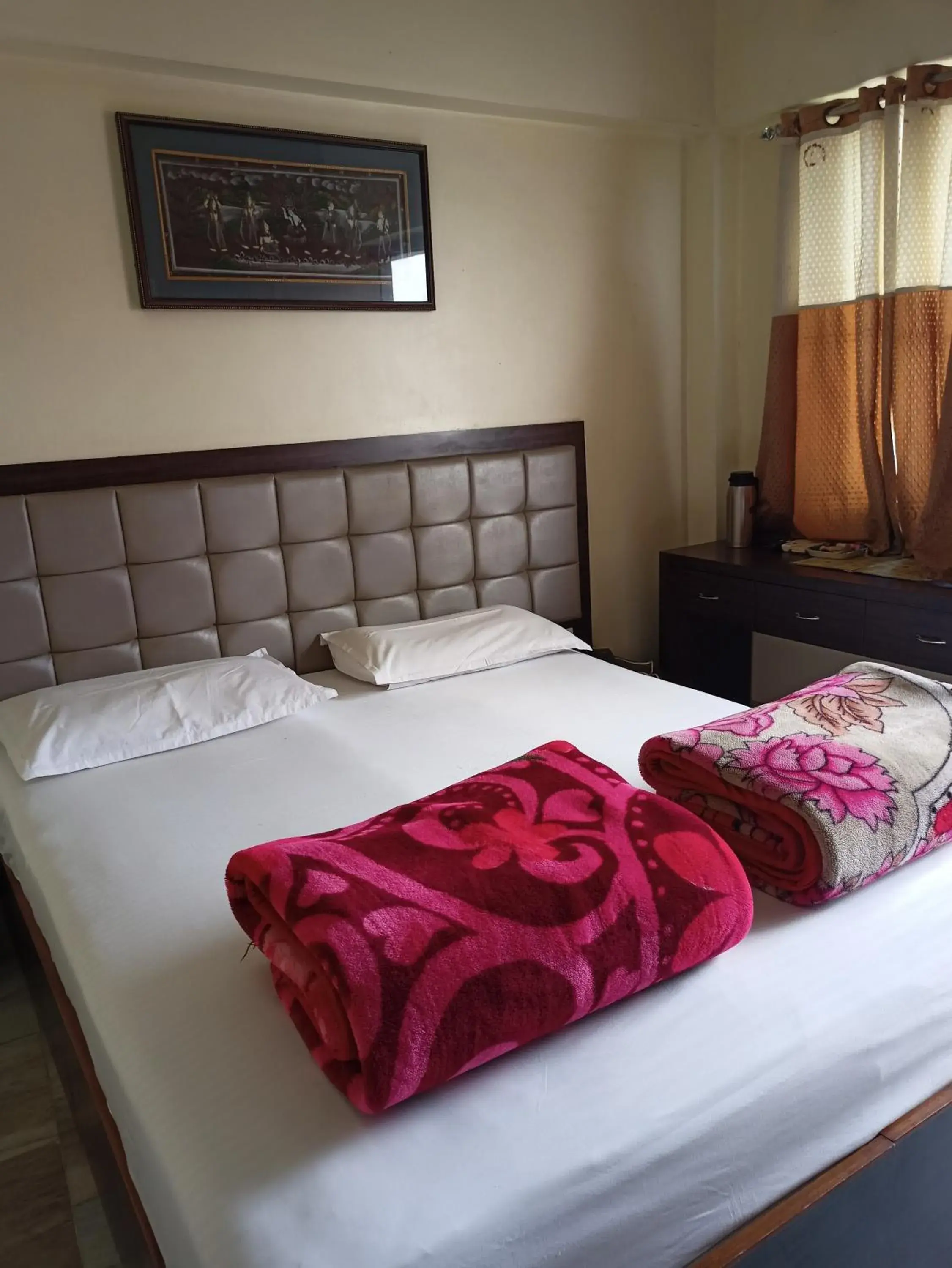Standard Double Room (Includes Ganga Aarti and Darshan assistance to Kashi Vishwanath Temple) in Hotel Alka Standard Double Room (Includes Ganga Aarti and Darshan assistance to Kashi Vishwanath Temple) in Hotel Alka