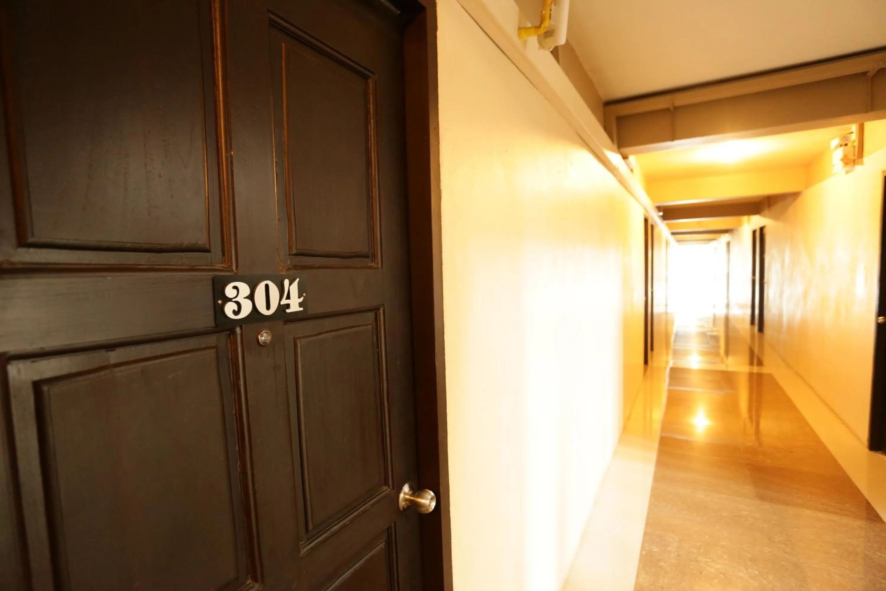 Facade/entrance in Puangpech Place