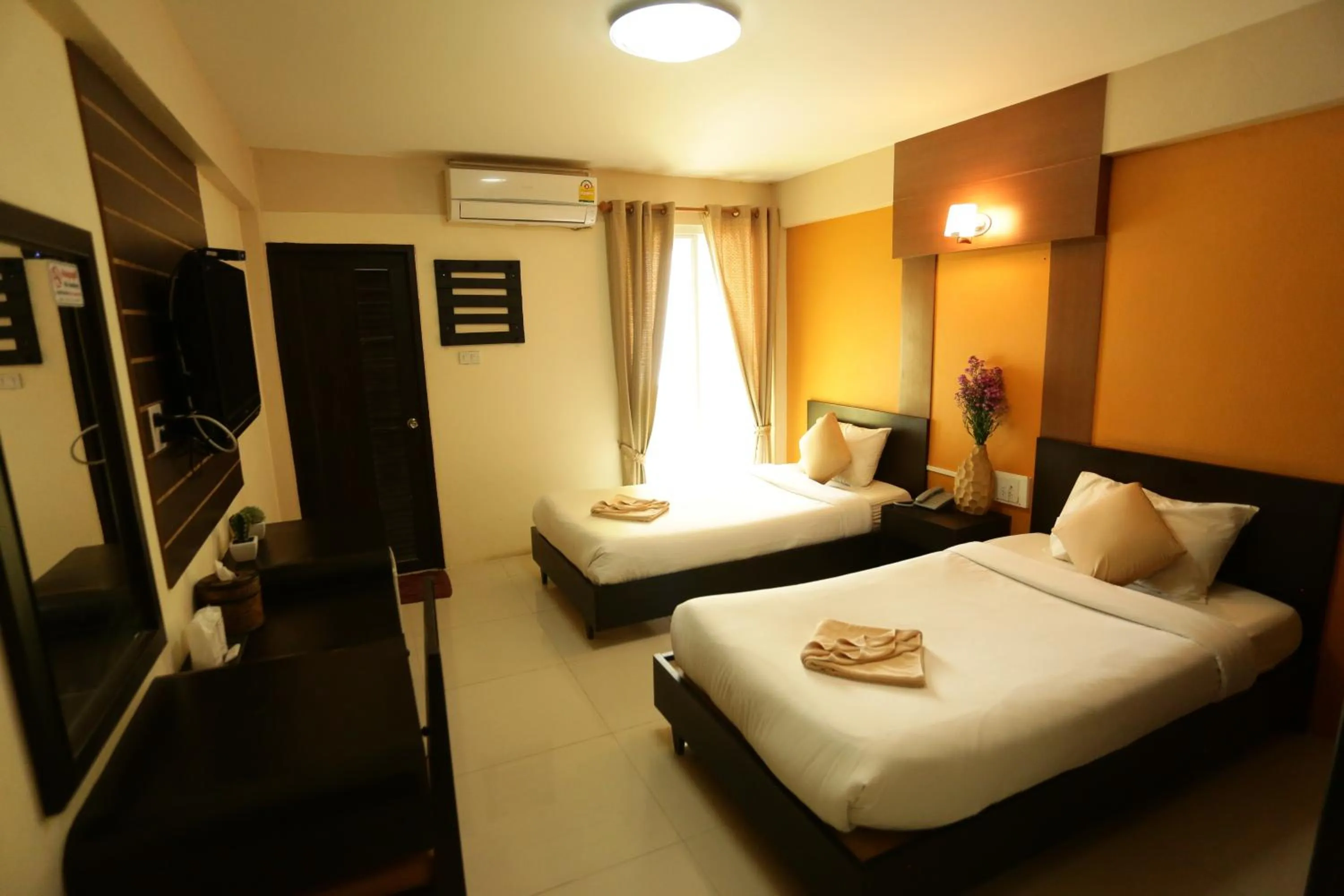 Bed in Puangpech Place