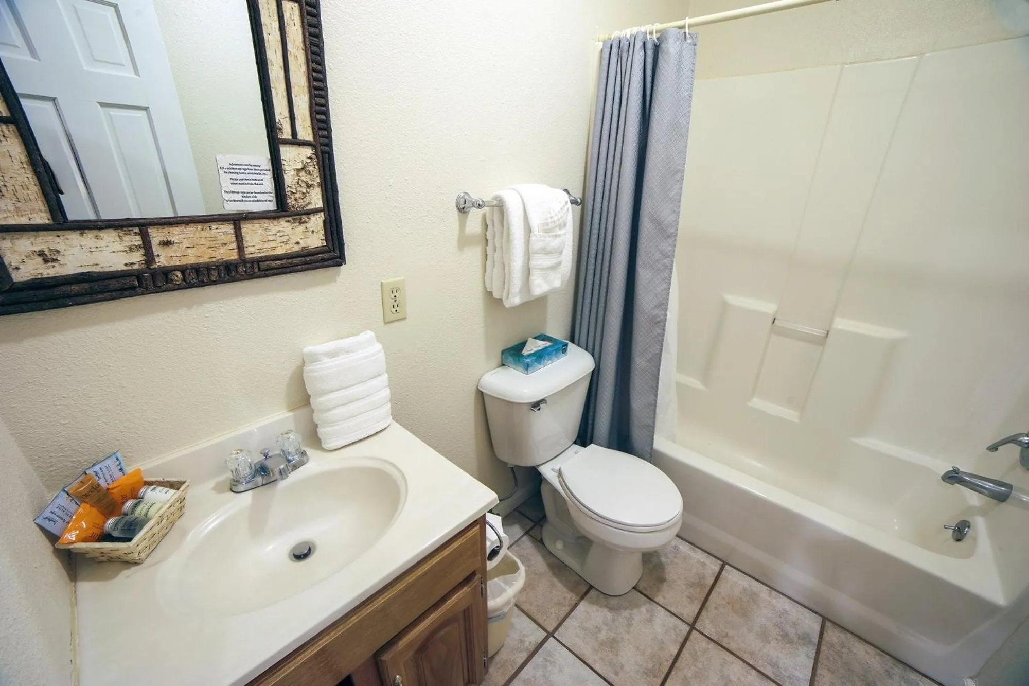 Fawn Valley Inn- 295 condo