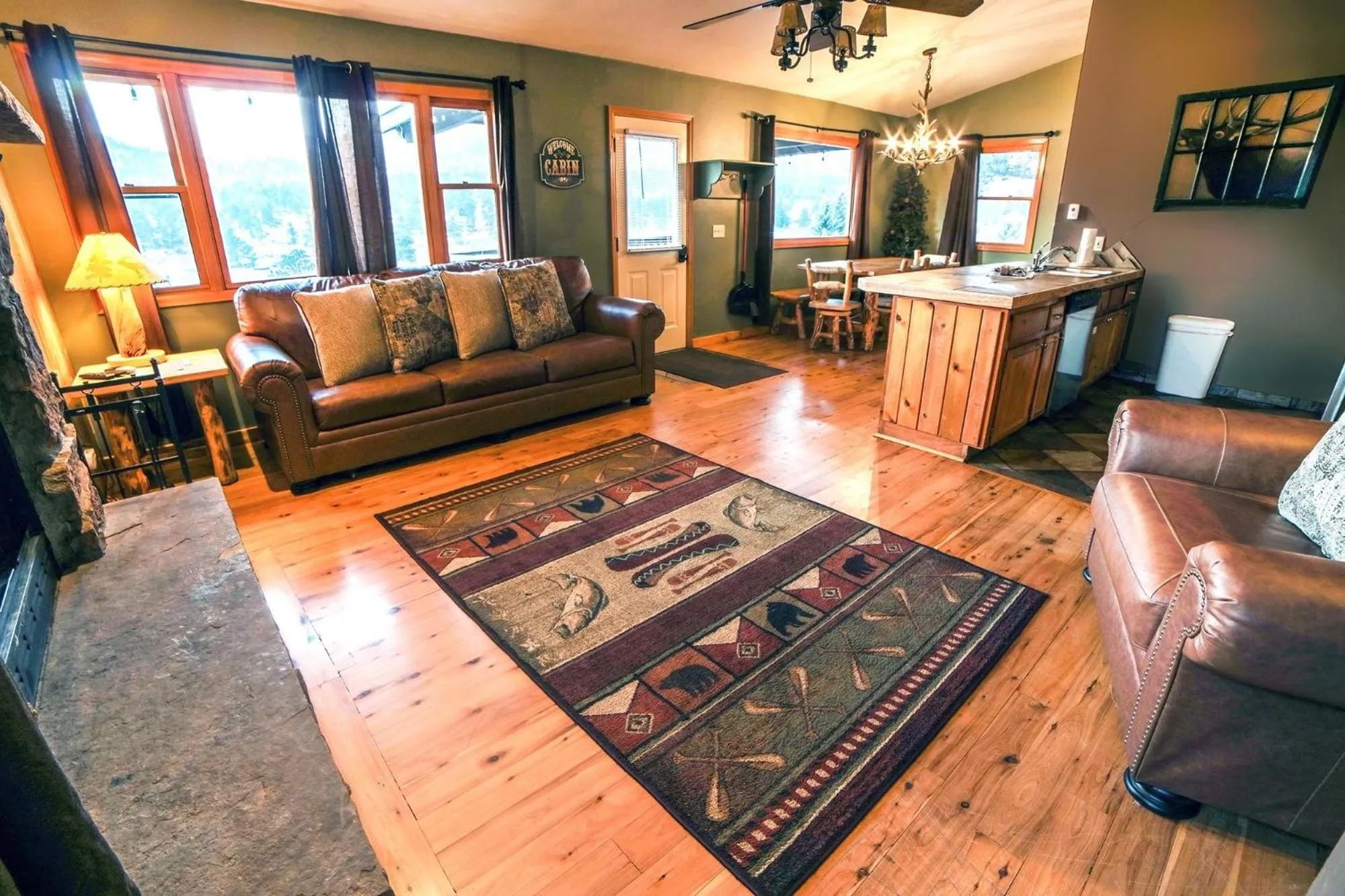 Lazy R Cottages- 15 cabin