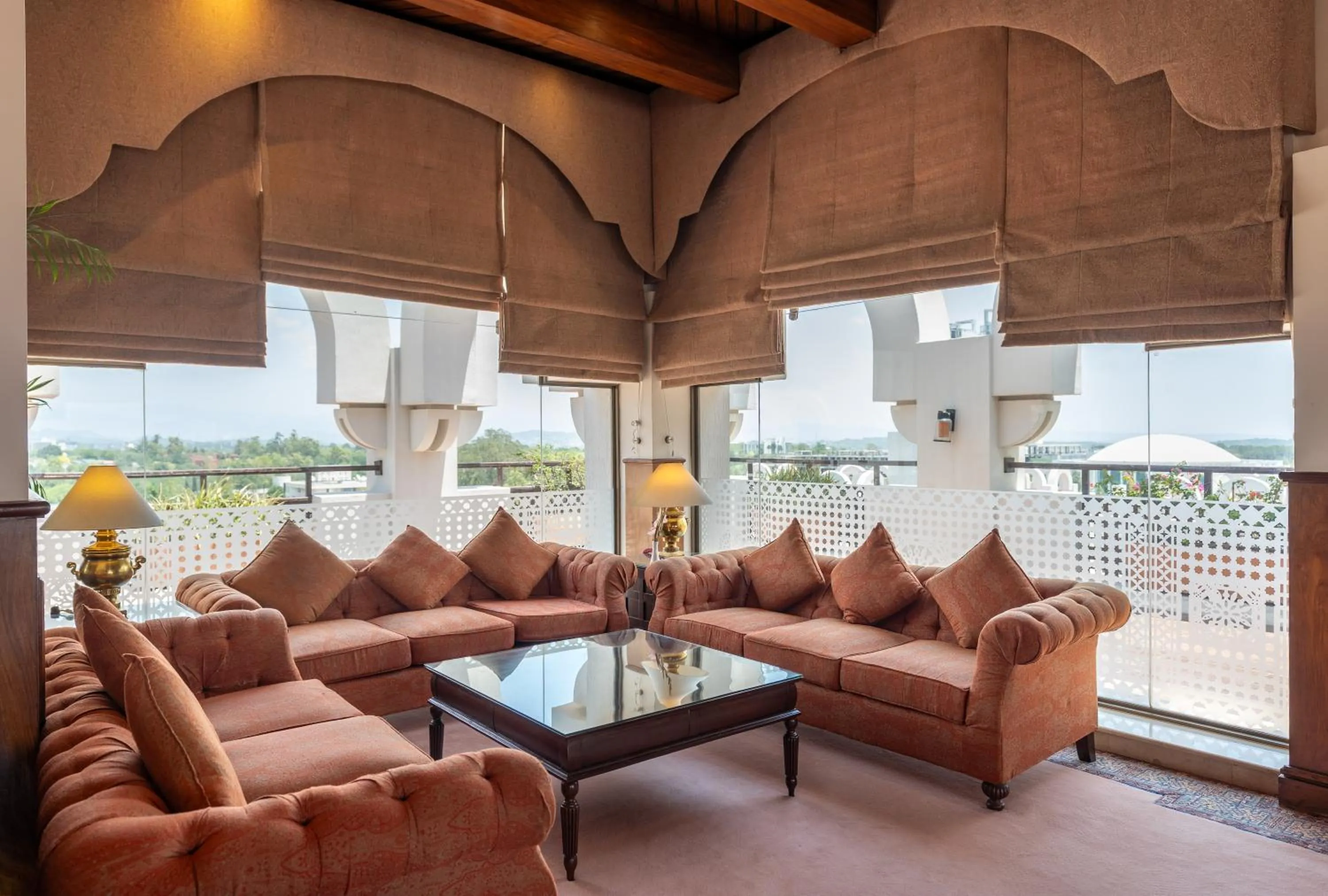 Restaurant/places to eat in Islamabad Serena Hotel