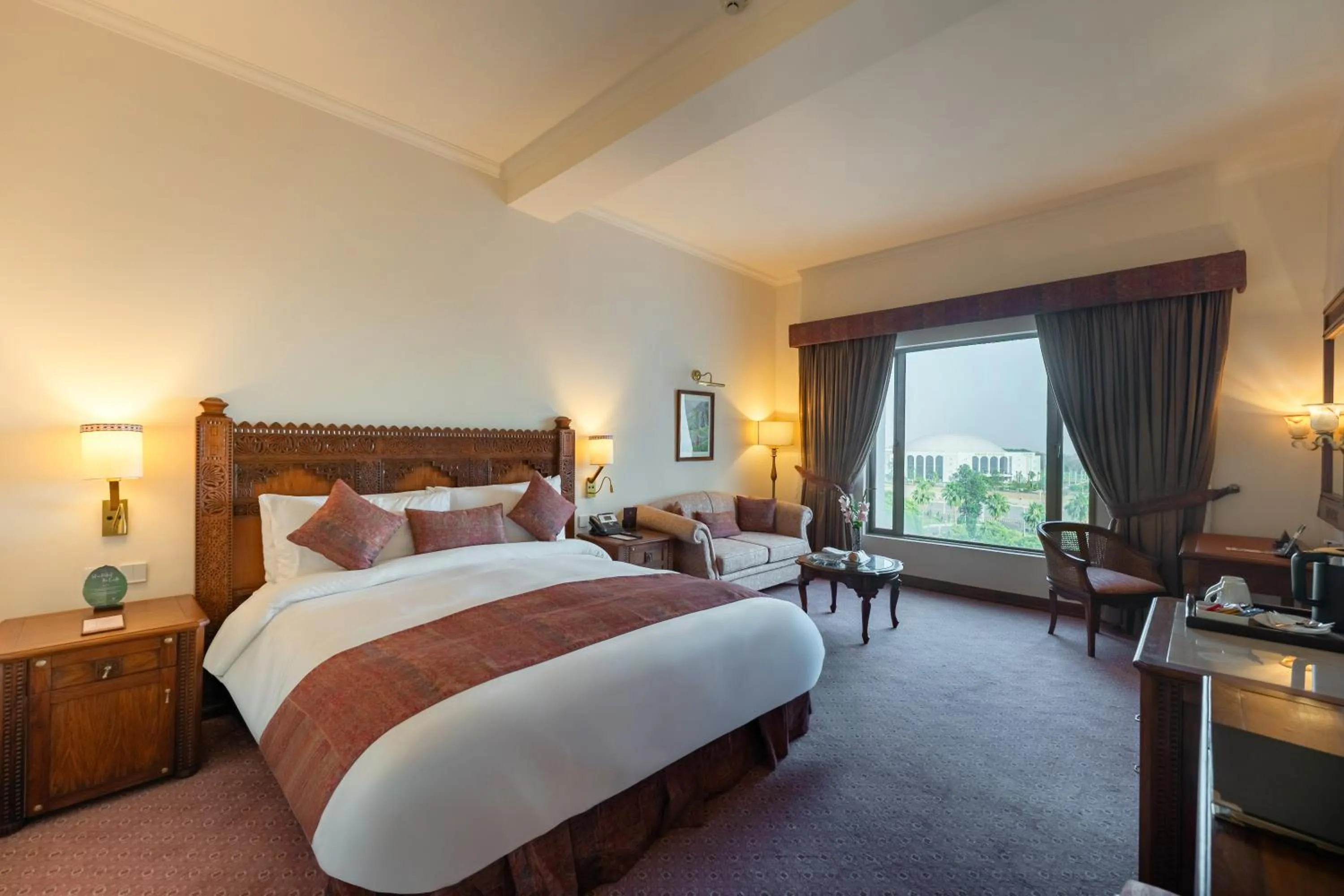 Bed in Islamabad Serena Hotel